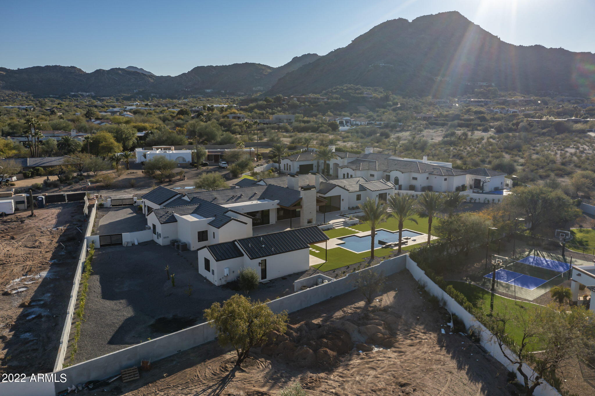 BRET HILLS - Residential