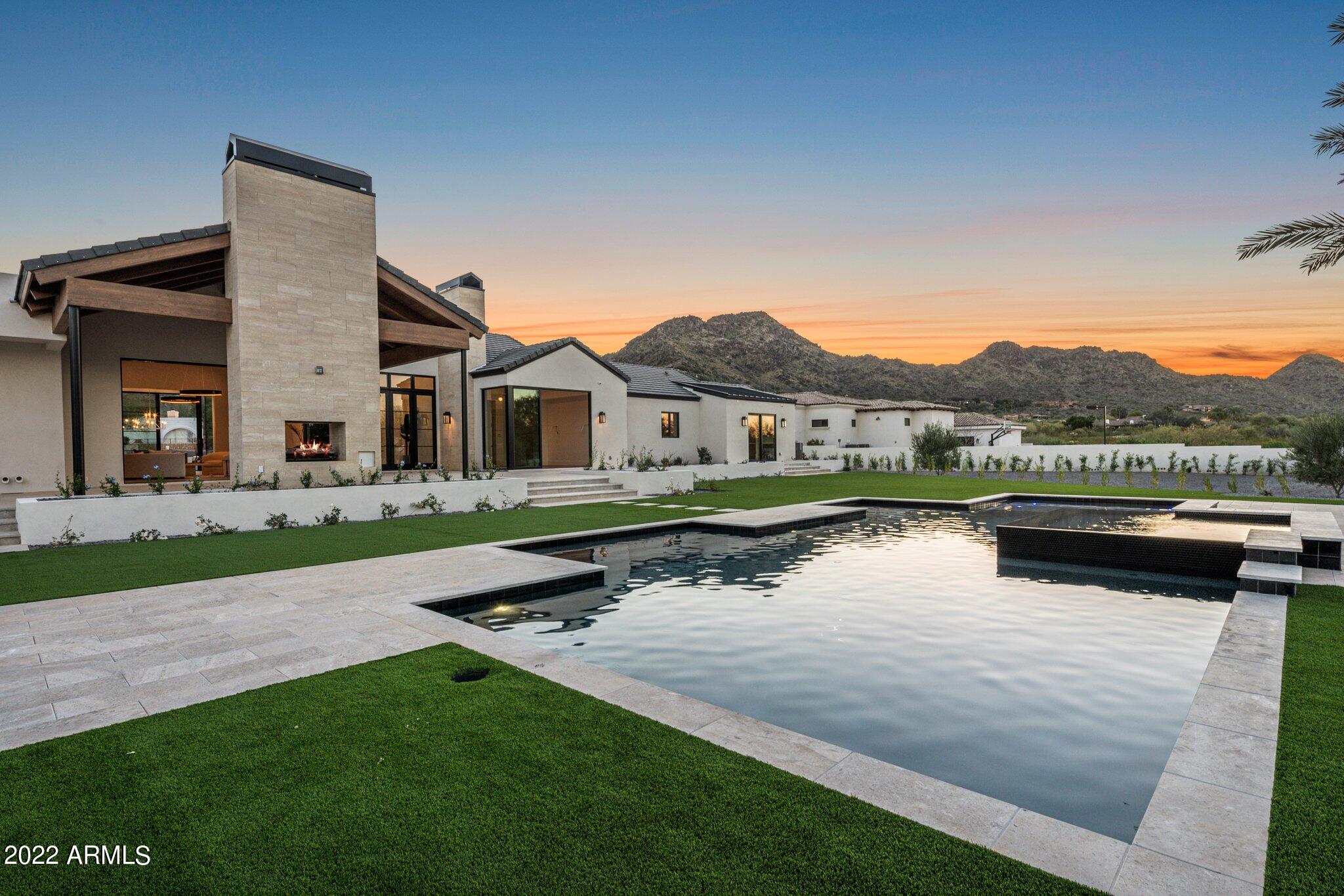 BRET HILLS - Residential