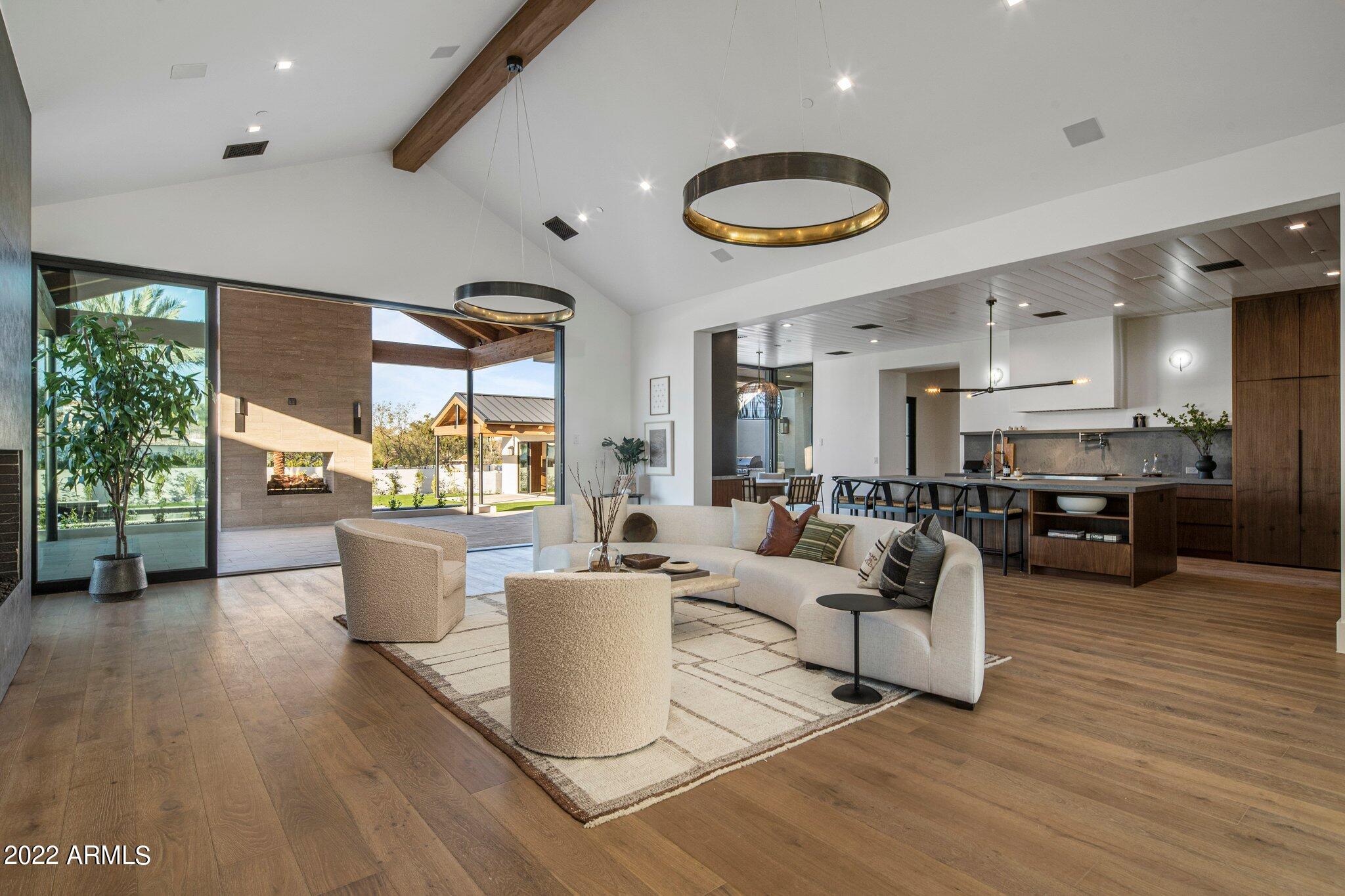 BRET HILLS - Residential