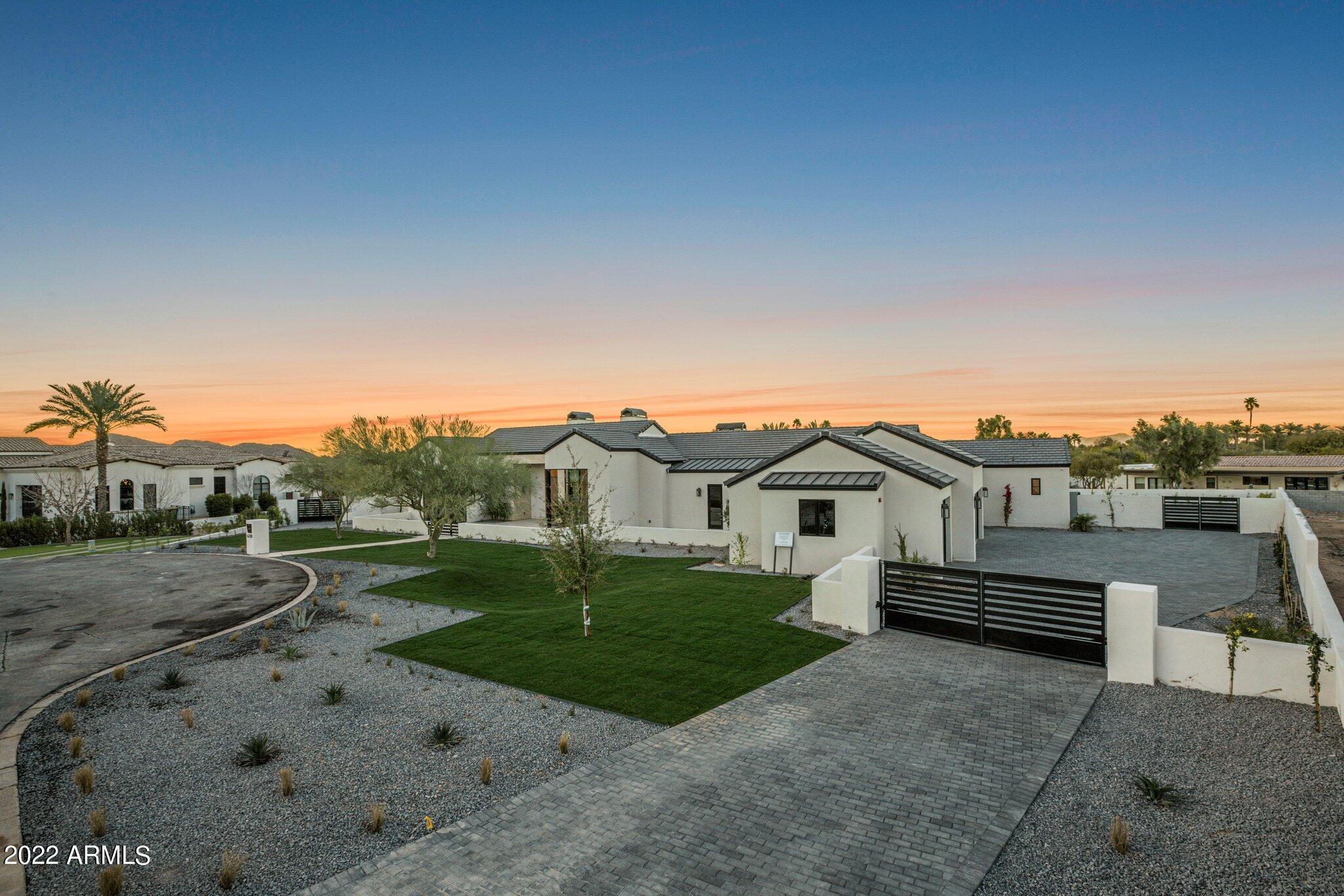 BRET HILLS - Residential
