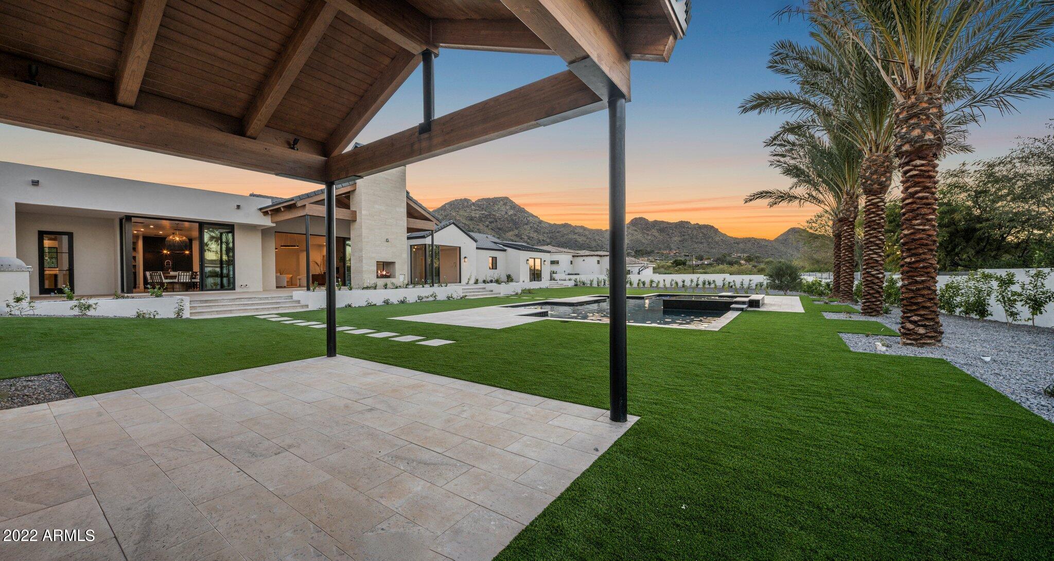 BRET HILLS - Residential