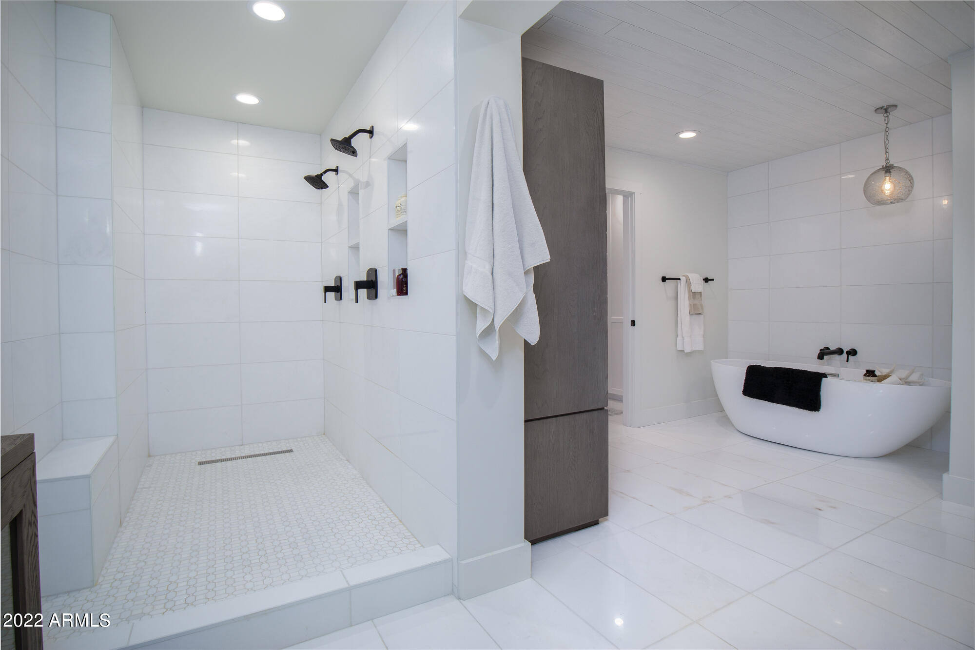 MOUNTAIN SHADOW RESORT AMD - Residential