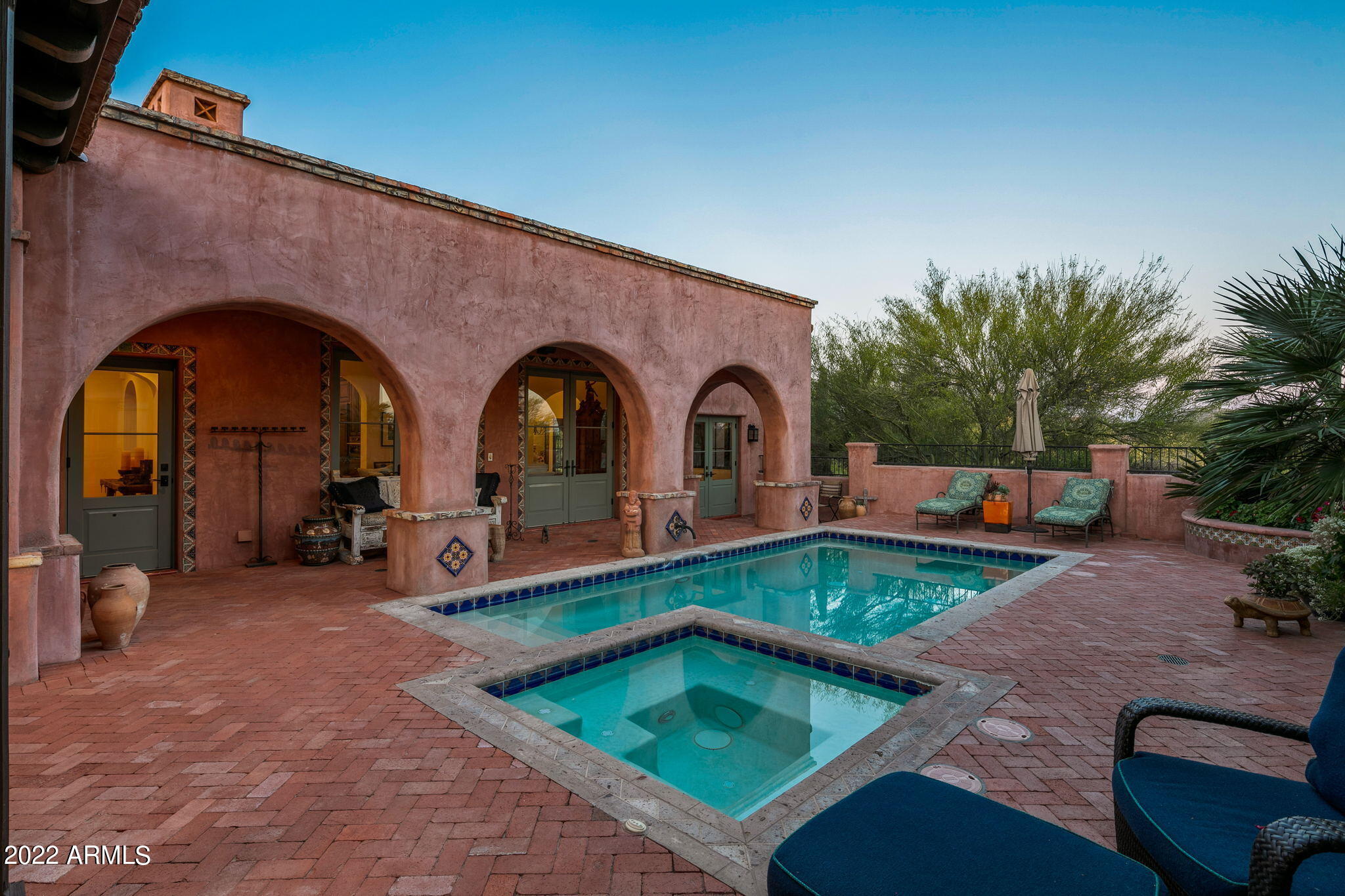 Mirabel Club - Residential