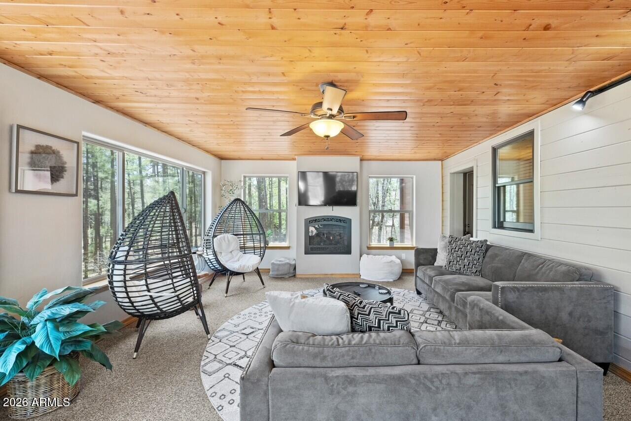 SIERRA PINES UNIT 4 - Residential