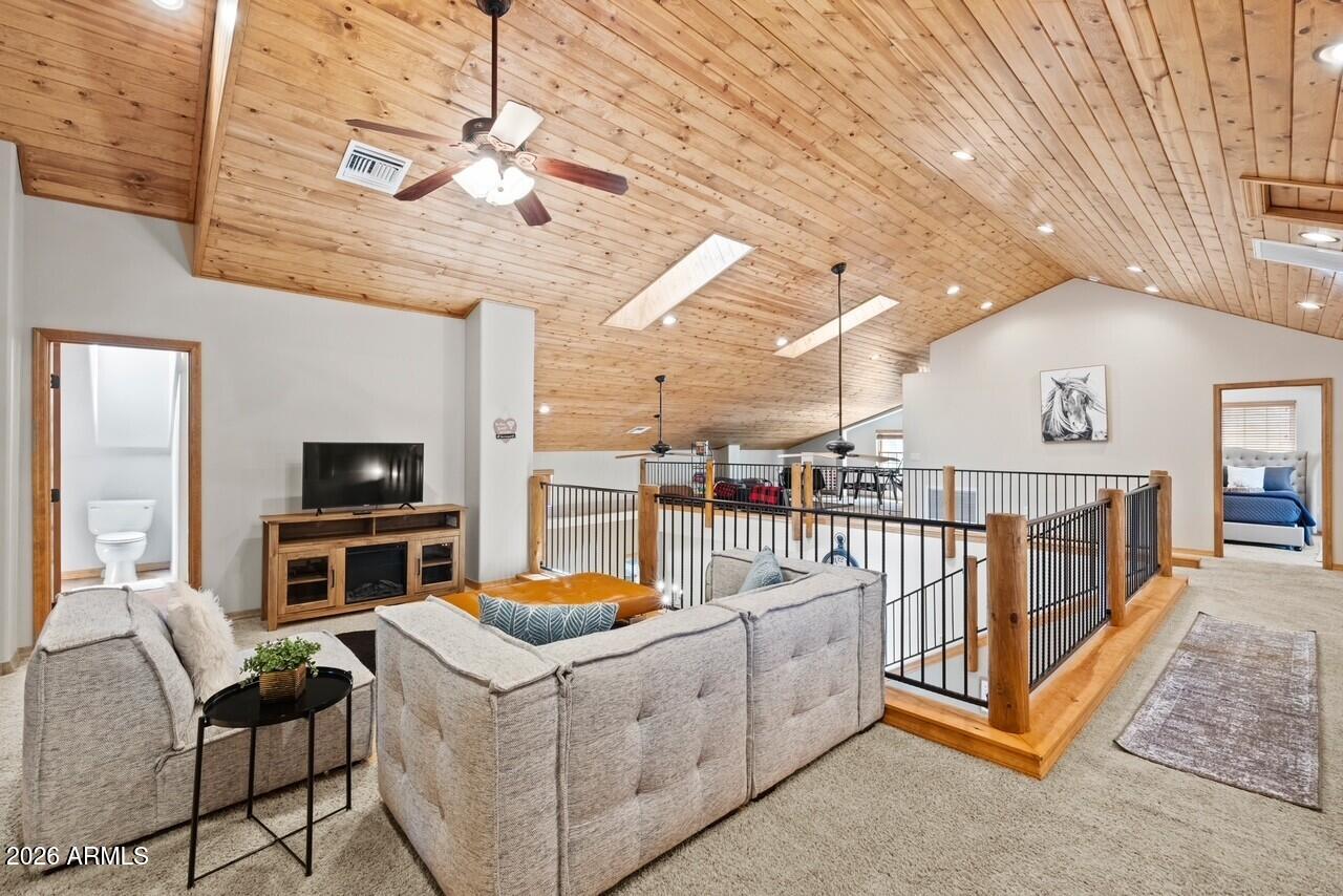 SIERRA PINES UNIT 4 - Residential