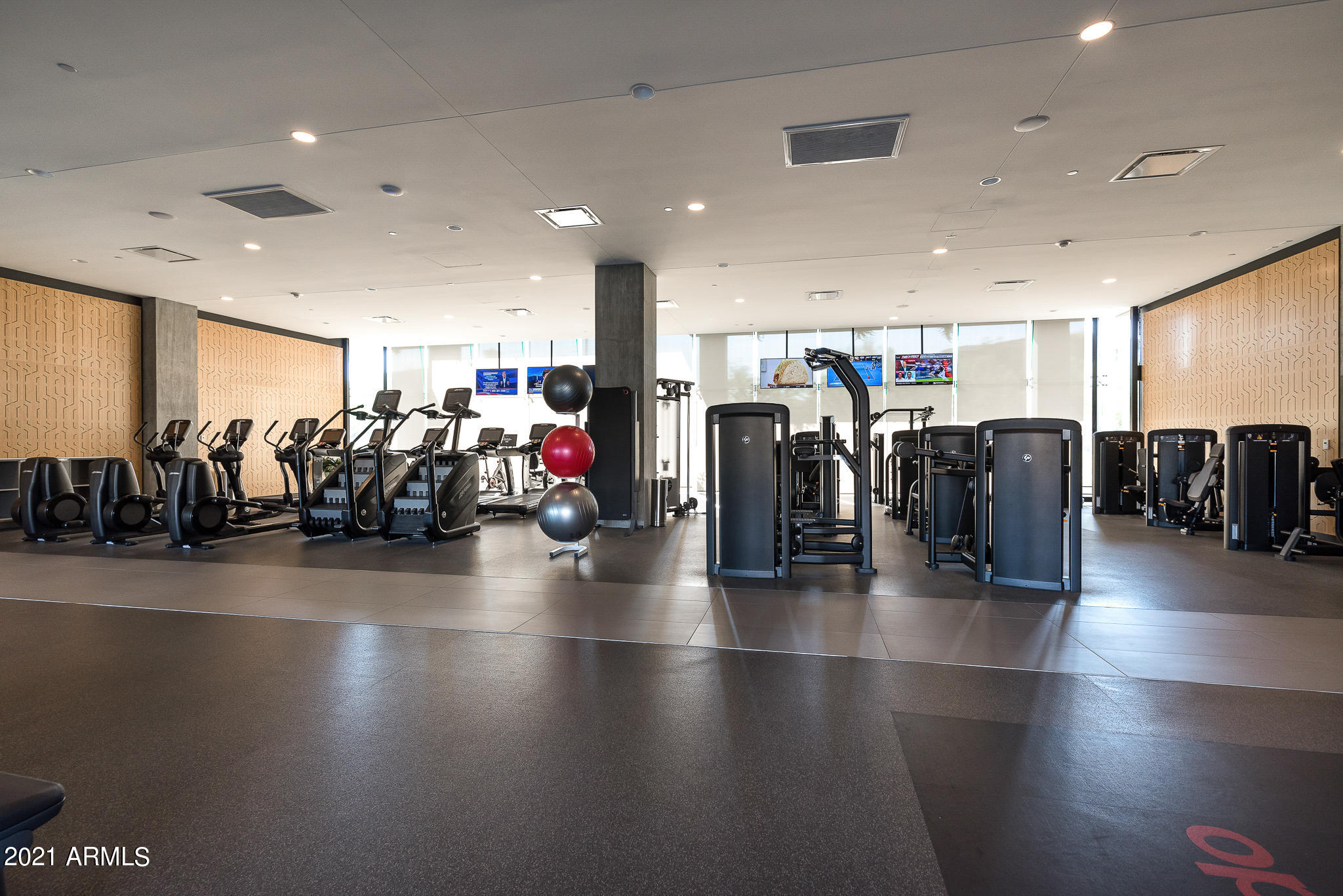 OPTIMA KIERLAND CENTER 7120 CONDOMINIUM 2ND AMD - Residential