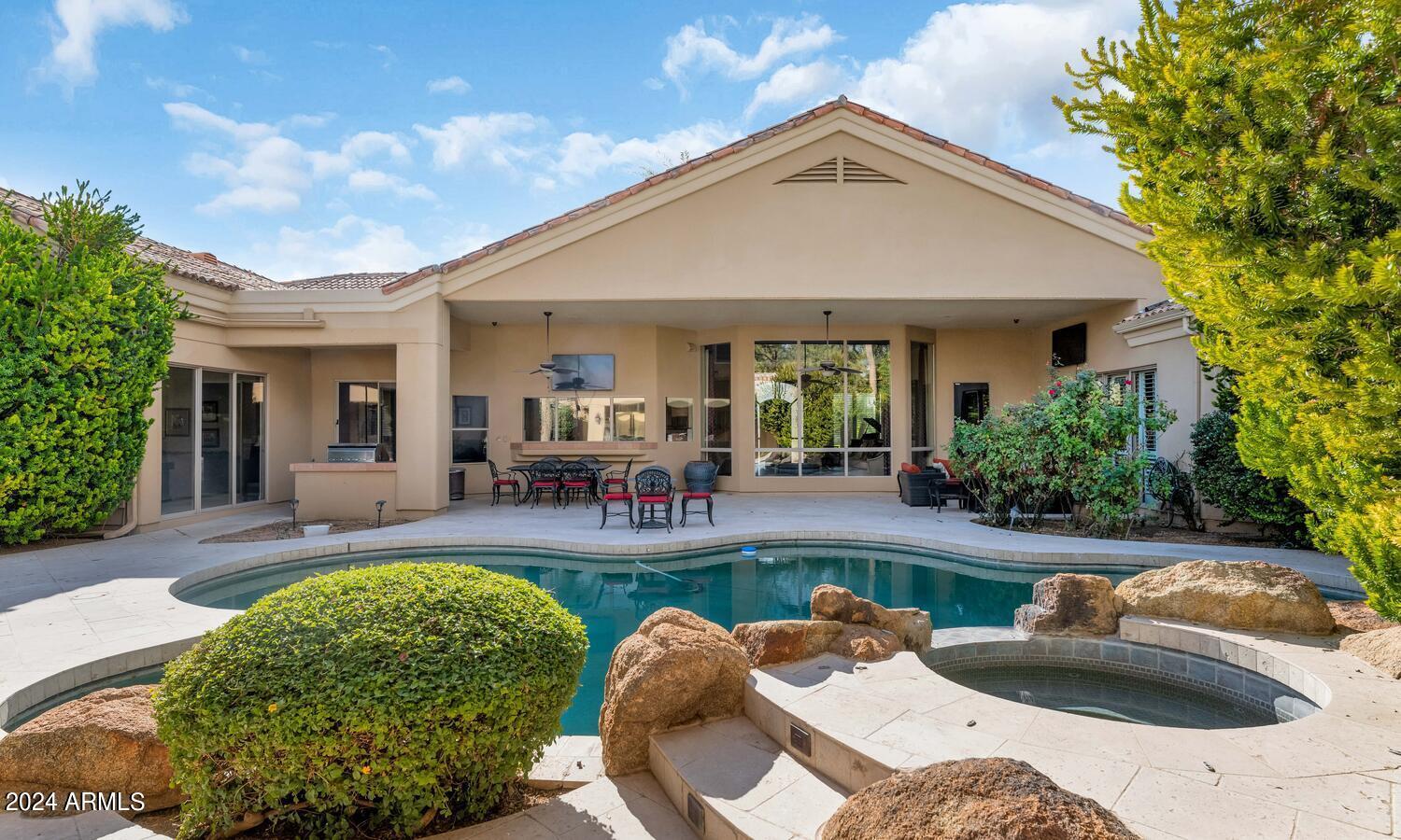 FOLKMAN RANCH ESTATES LOT 1-18 TR A - Residential