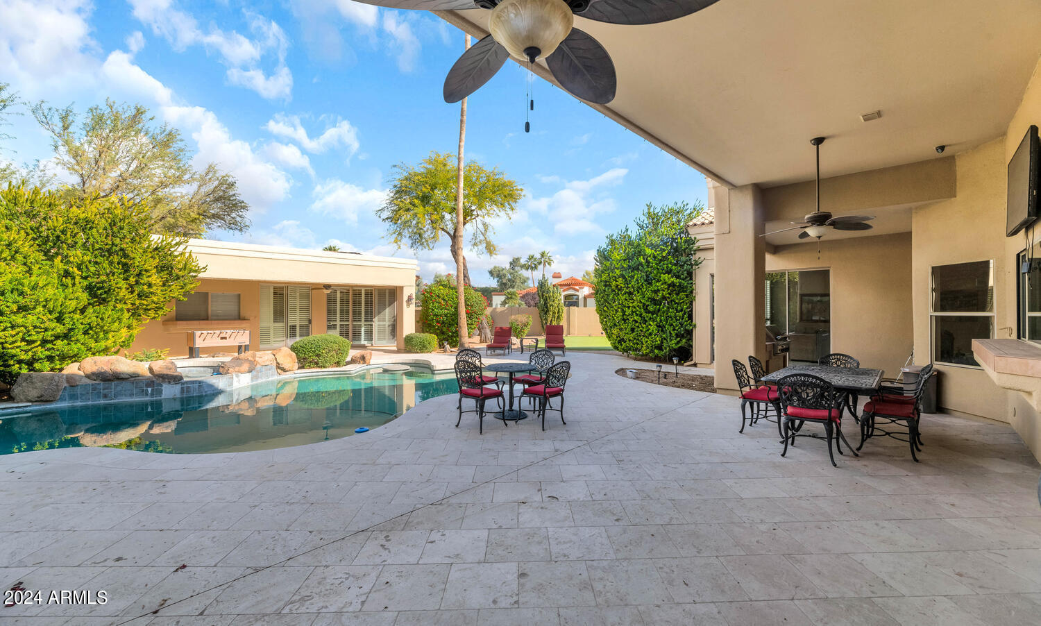 FOLKMAN RANCH ESTATES LOT 1-18 TR A - Residential