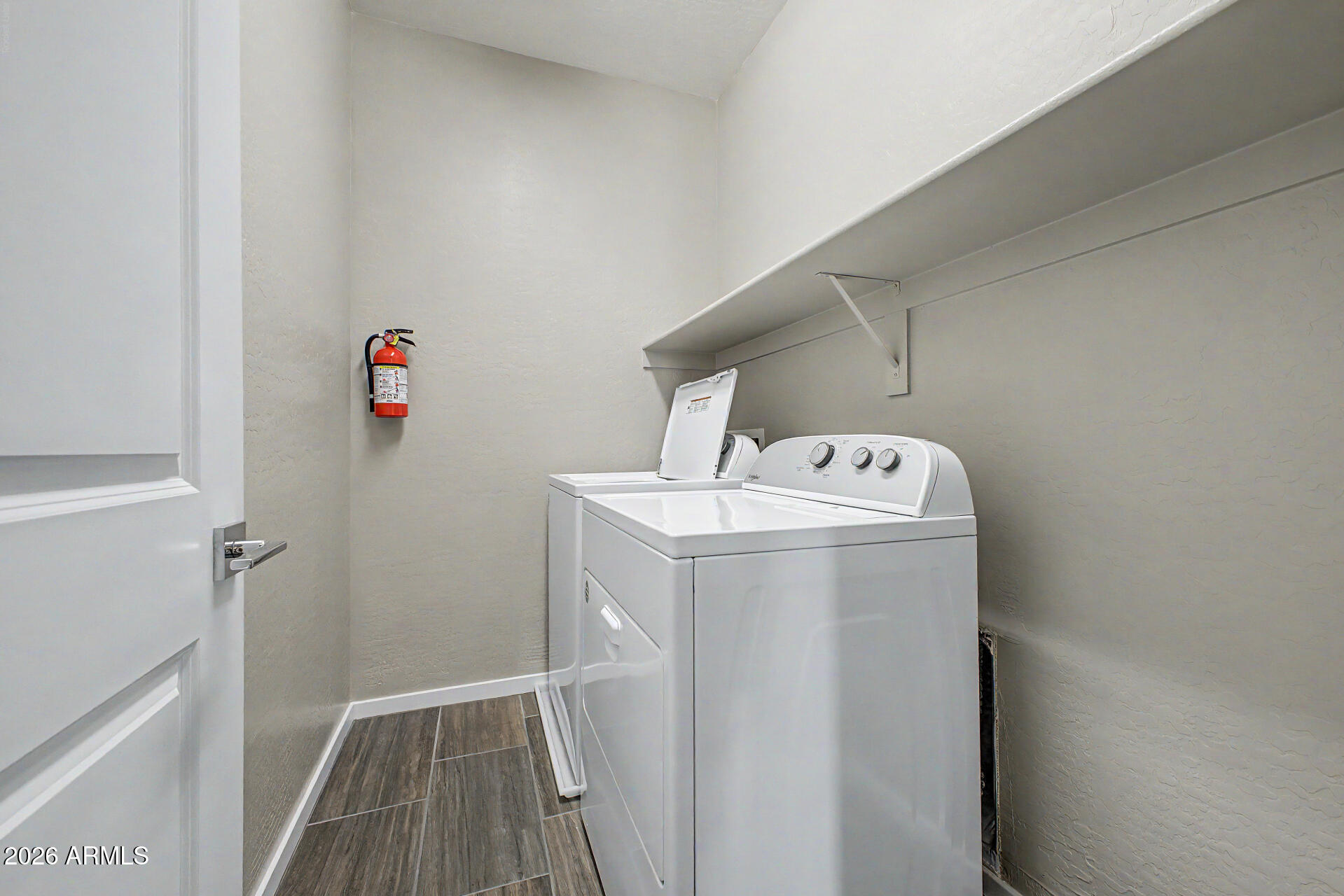LEVEL TOWNHOMES - Residential