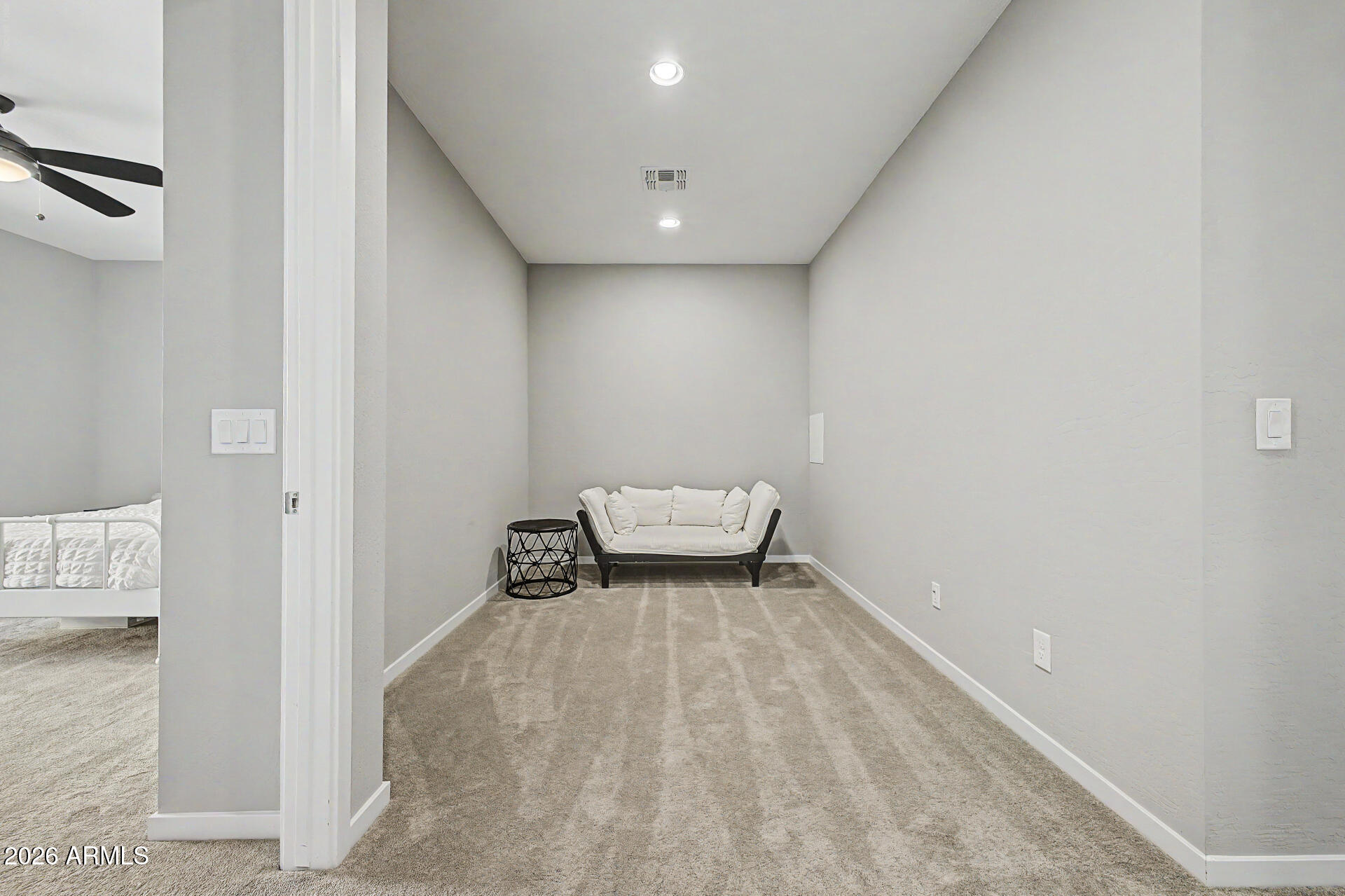 LEVEL TOWNHOMES - Residential