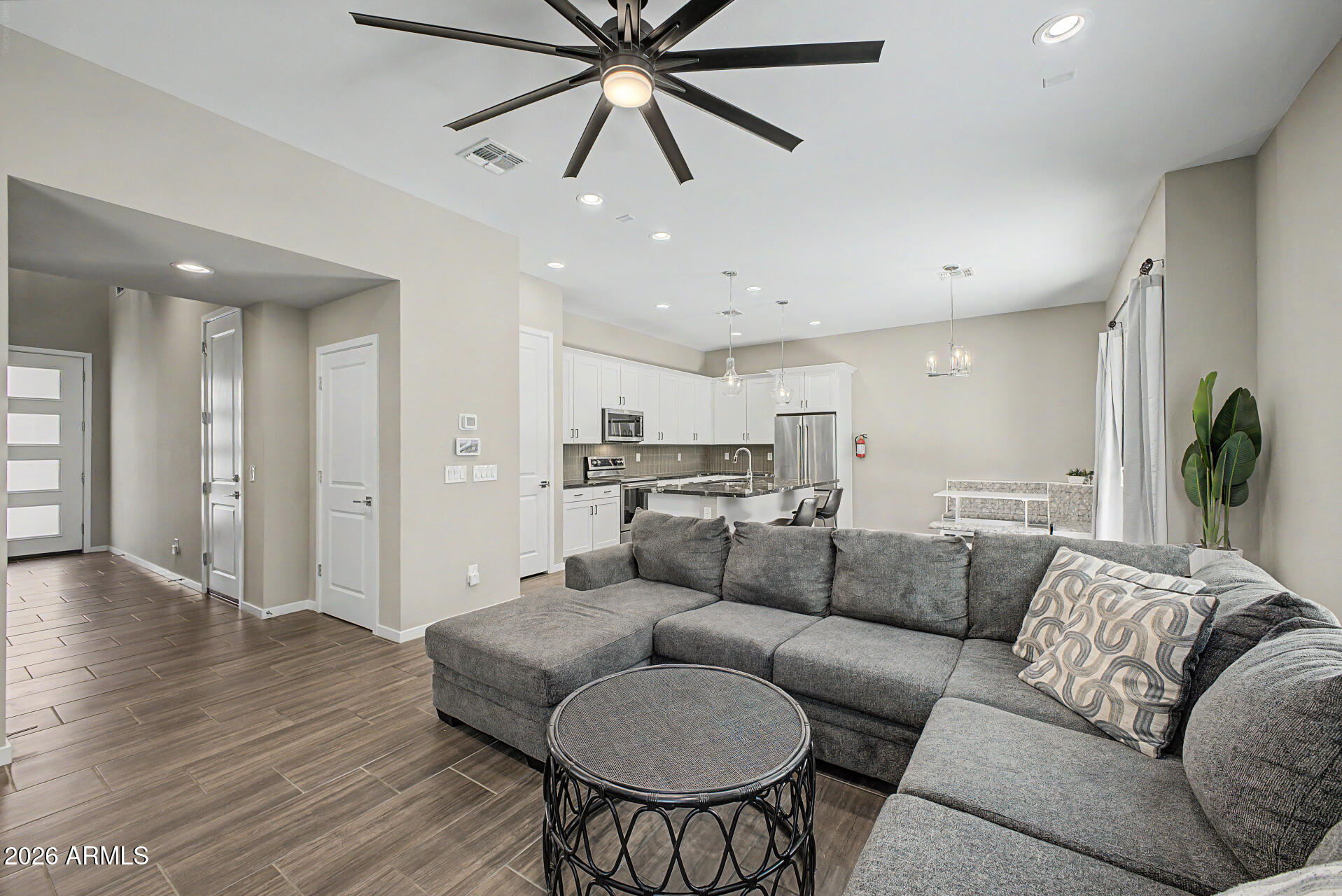 LEVEL TOWNHOMES - Residential