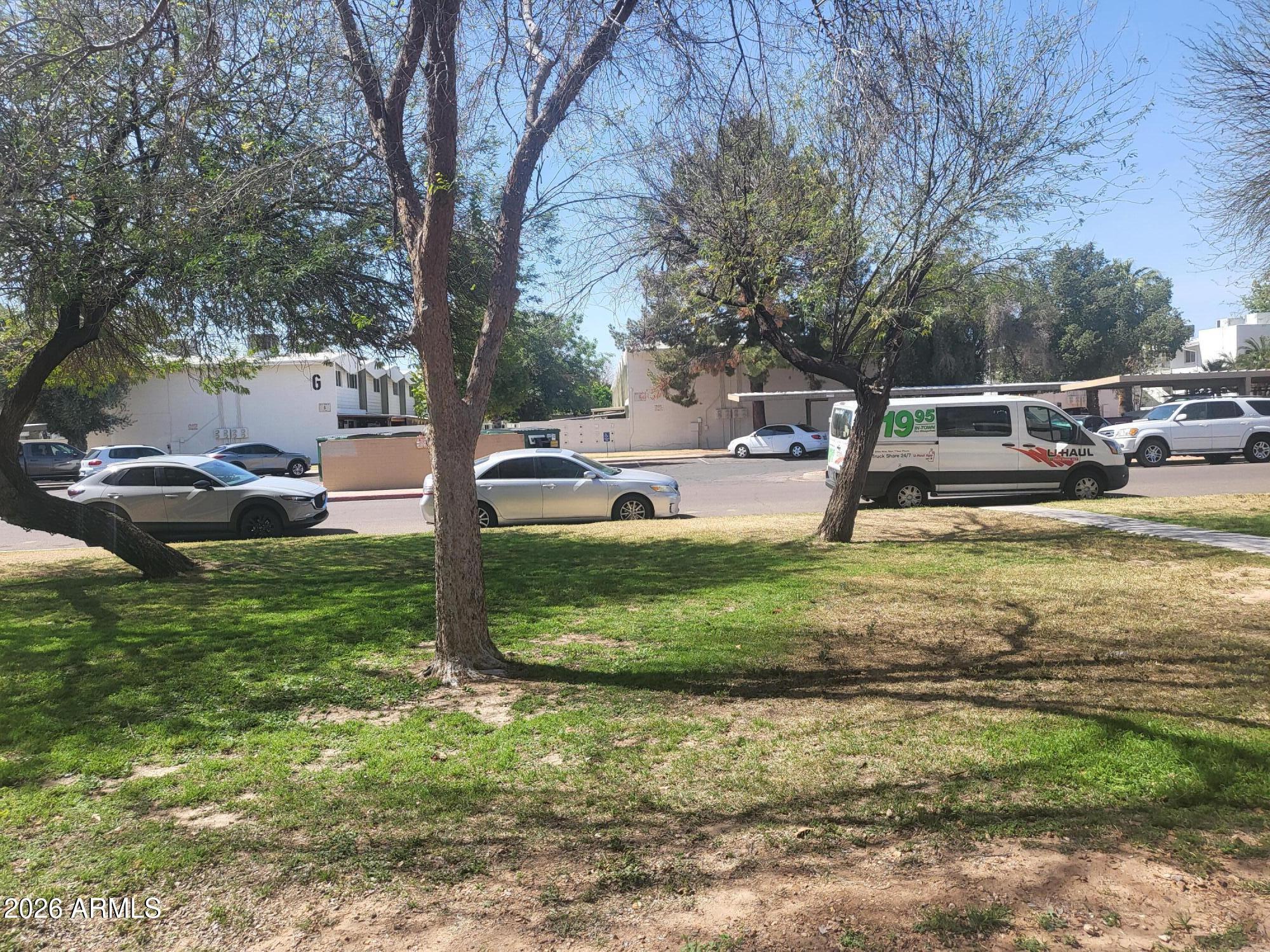 SCOTTSDALE EAST HOMES - Residential