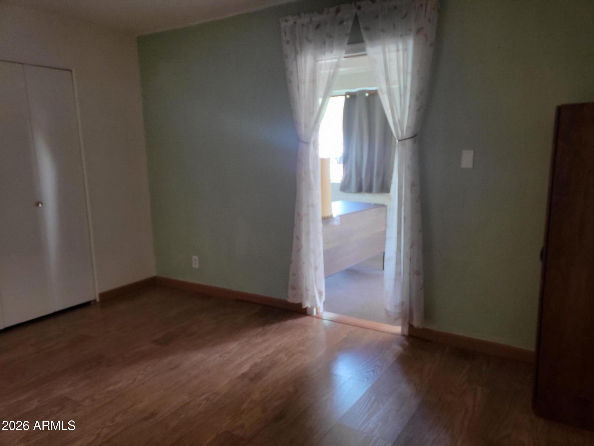SCOTTSDALE EAST HOMES - Residential