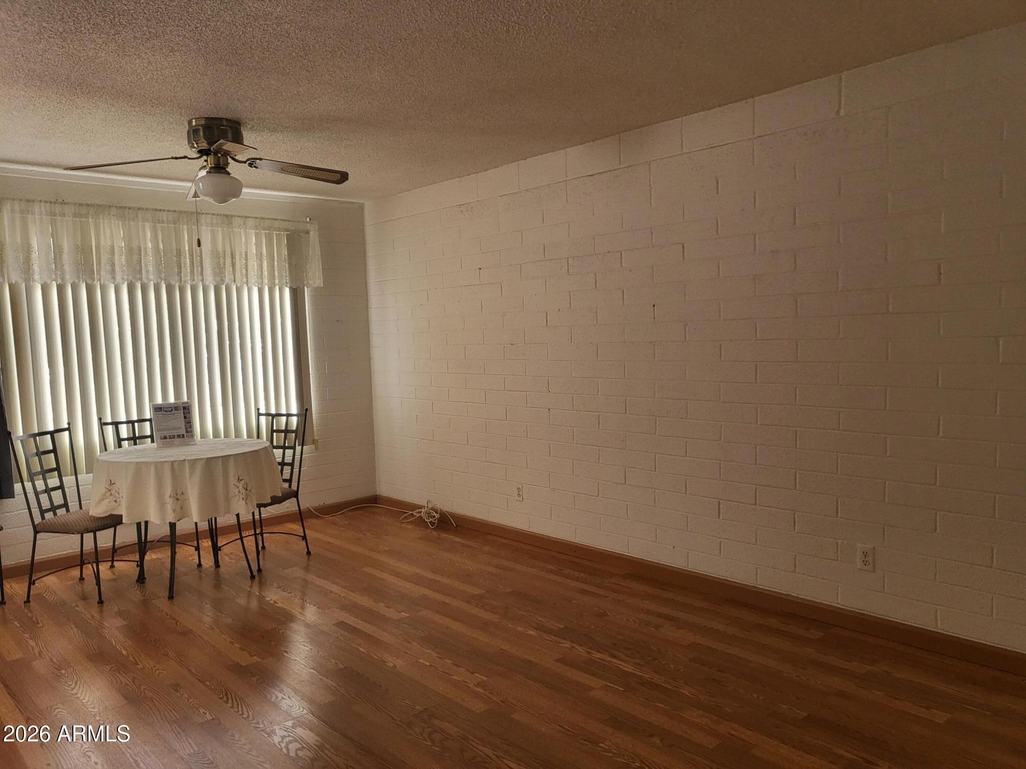 SCOTTSDALE EAST HOMES - Residential