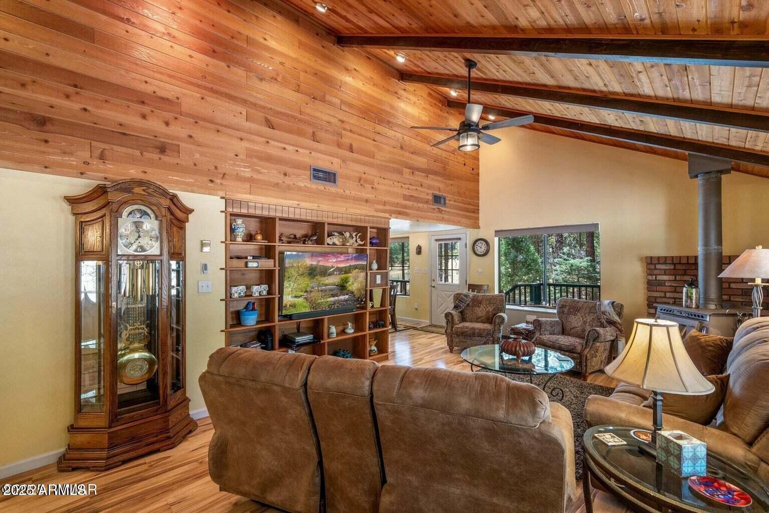 ALPINE HIGHLANDS - Residential