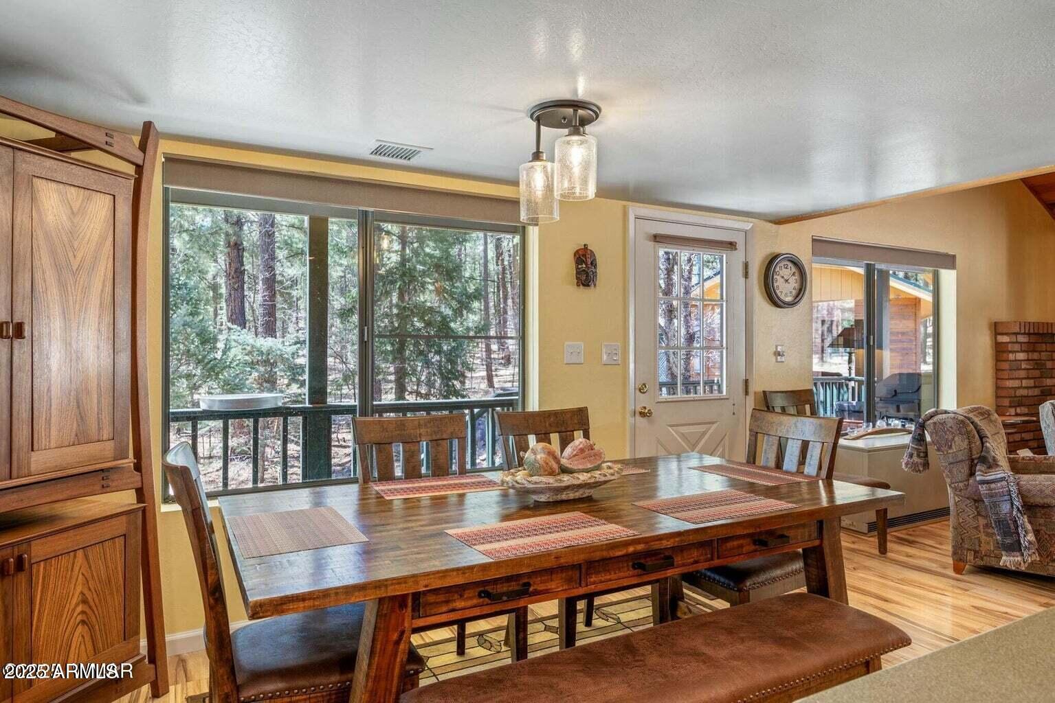 ALPINE HIGHLANDS - Residential