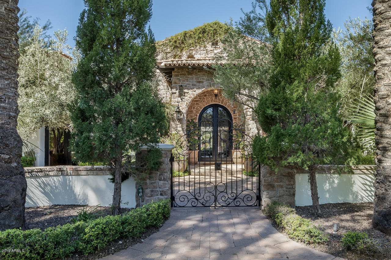 PARADISE VALLEY FARMS - Residential
