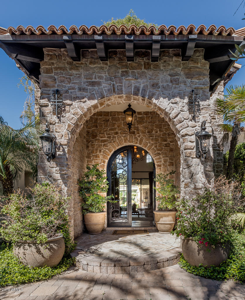 PARADISE VALLEY FARMS - Residential