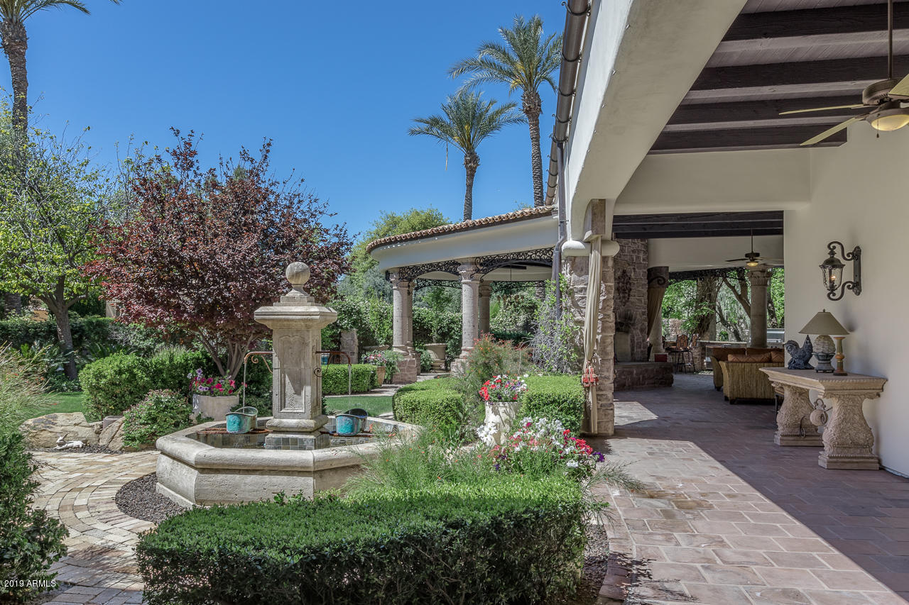 PARADISE VALLEY FARMS - Residential