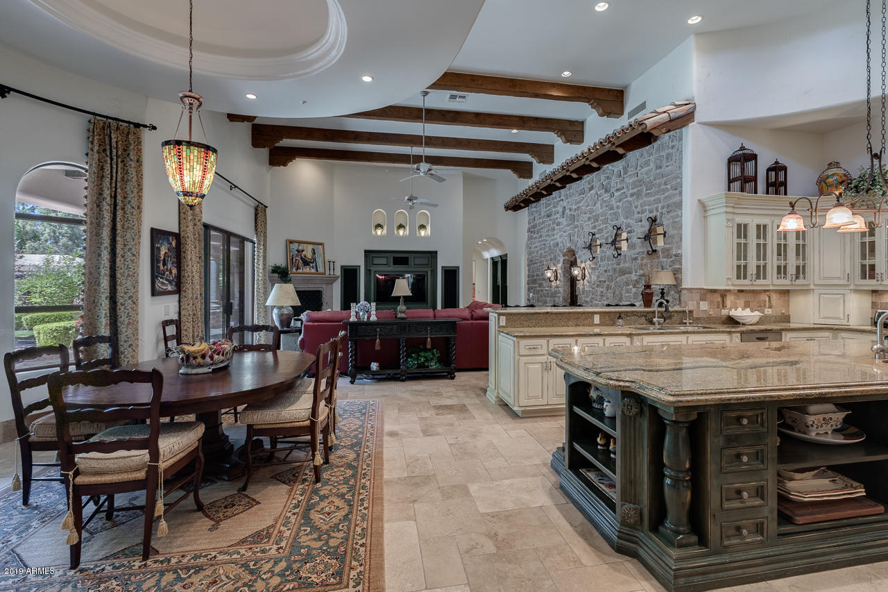 PARADISE VALLEY FARMS - Residential