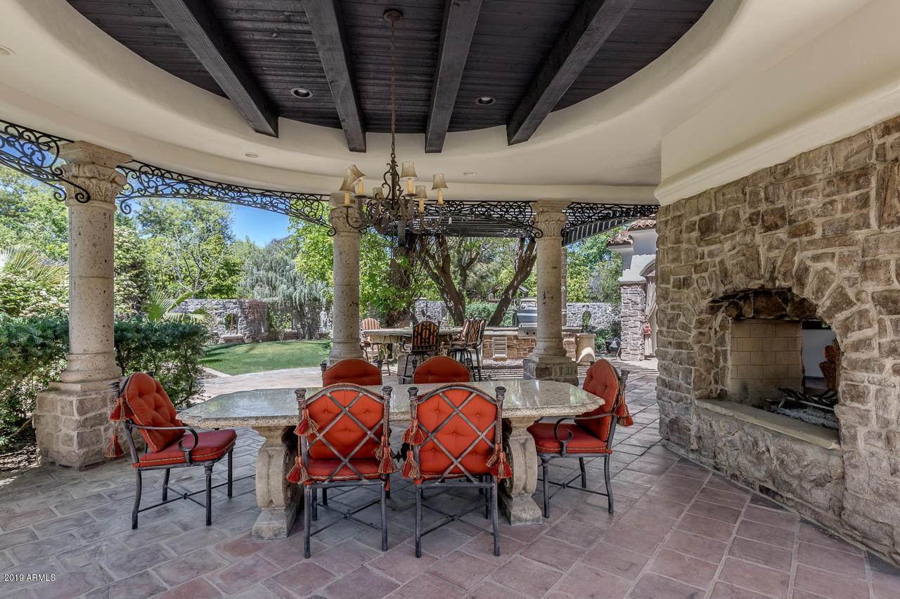 PARADISE VALLEY FARMS - Residential