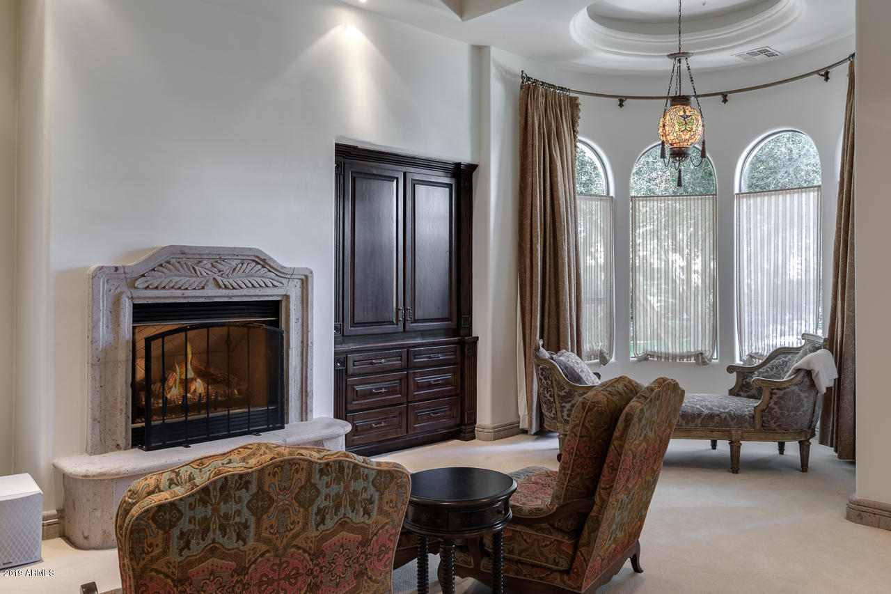 PARADISE VALLEY FARMS - Residential