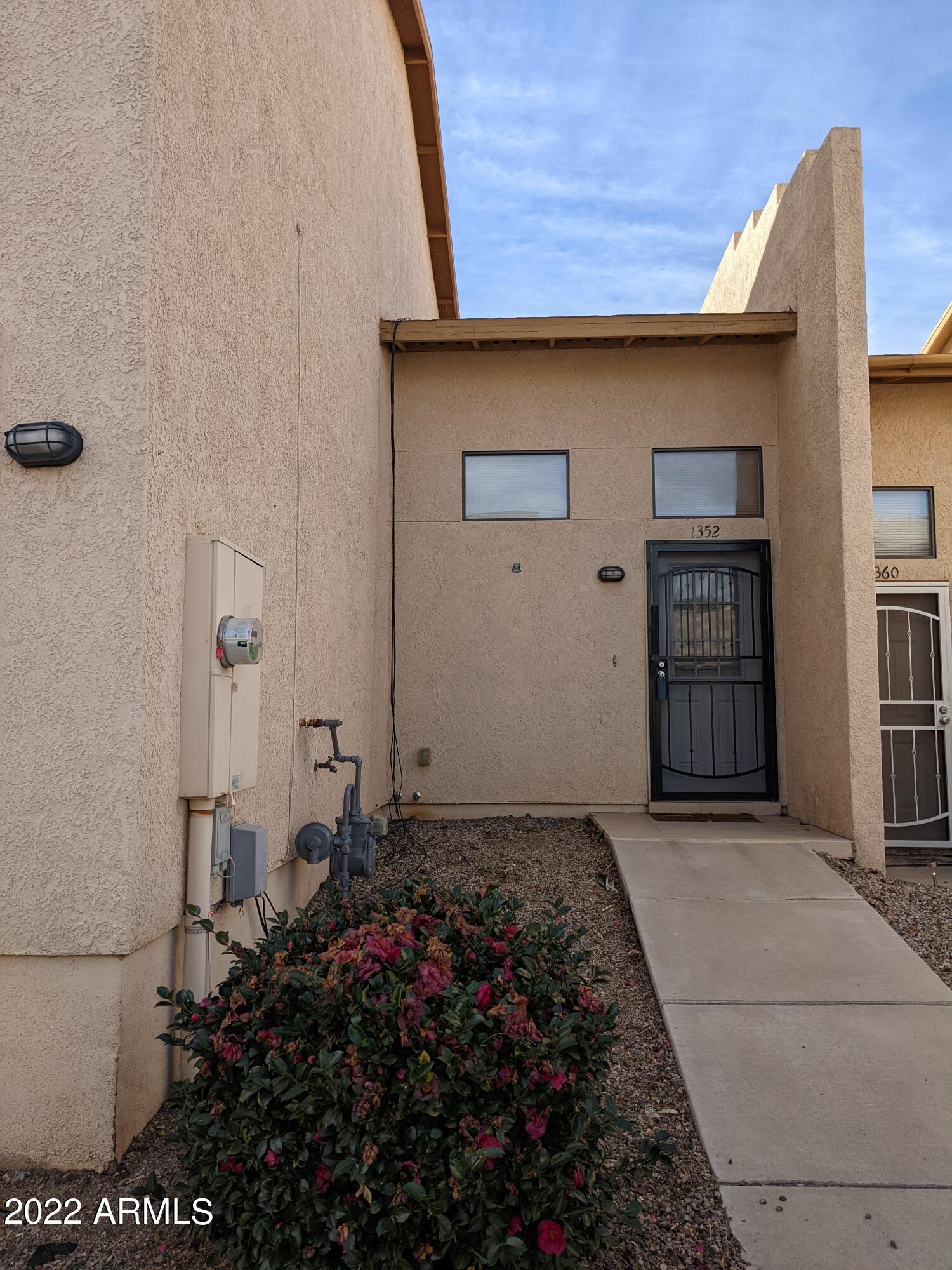 OCOTILLO VILLAS - Residential