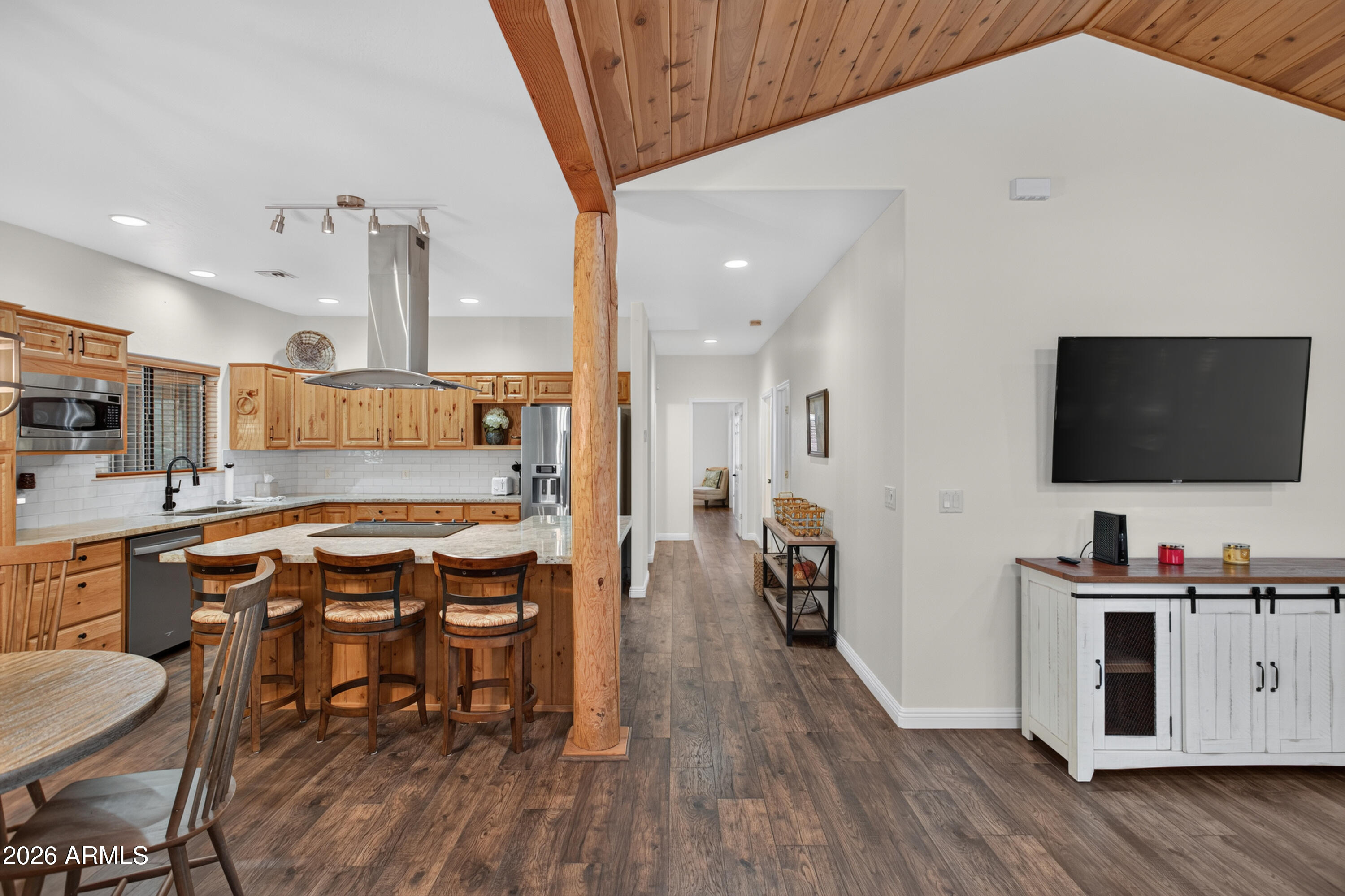 BENT OAK - Residential