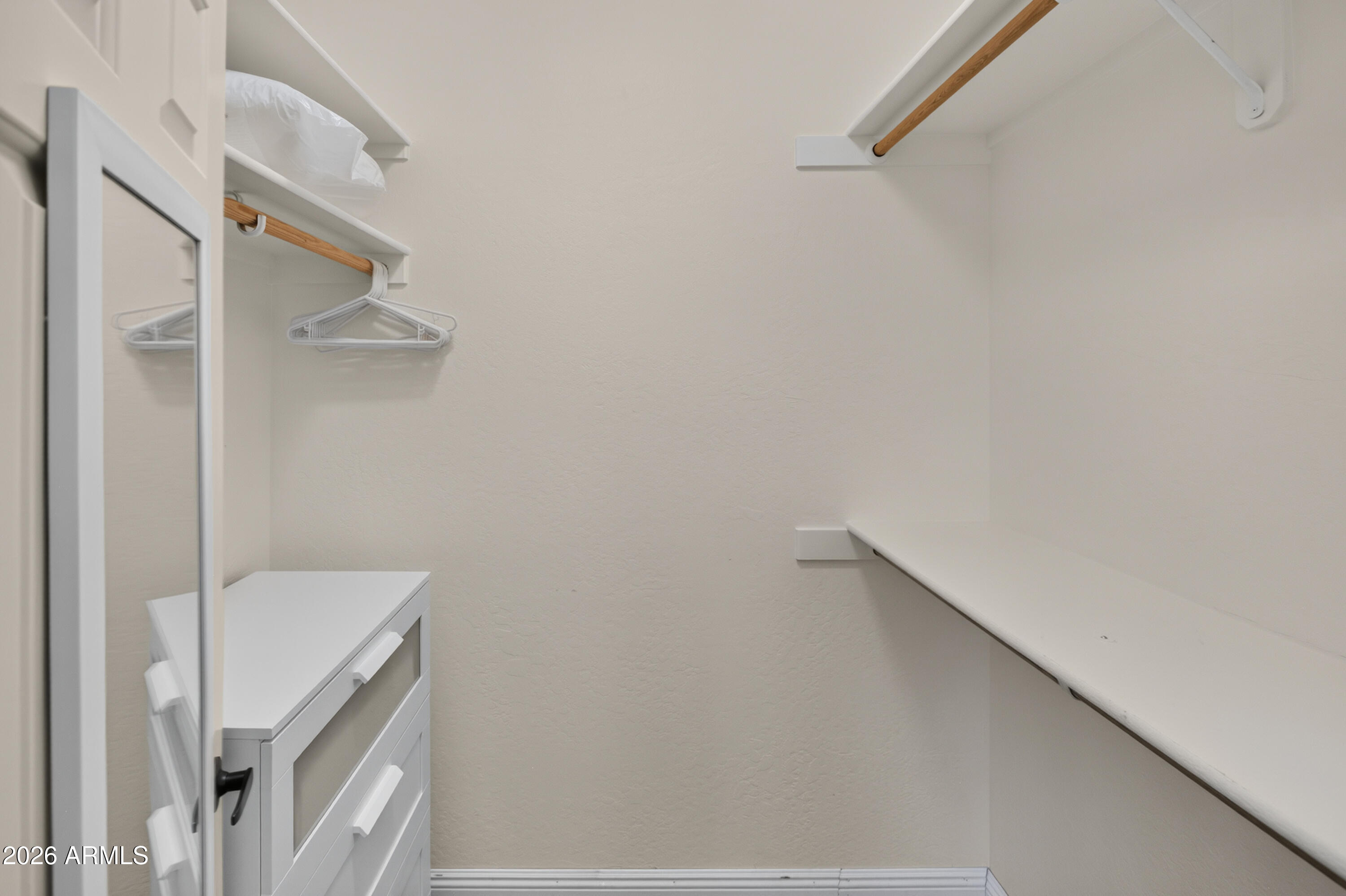 BENT OAK - Residential