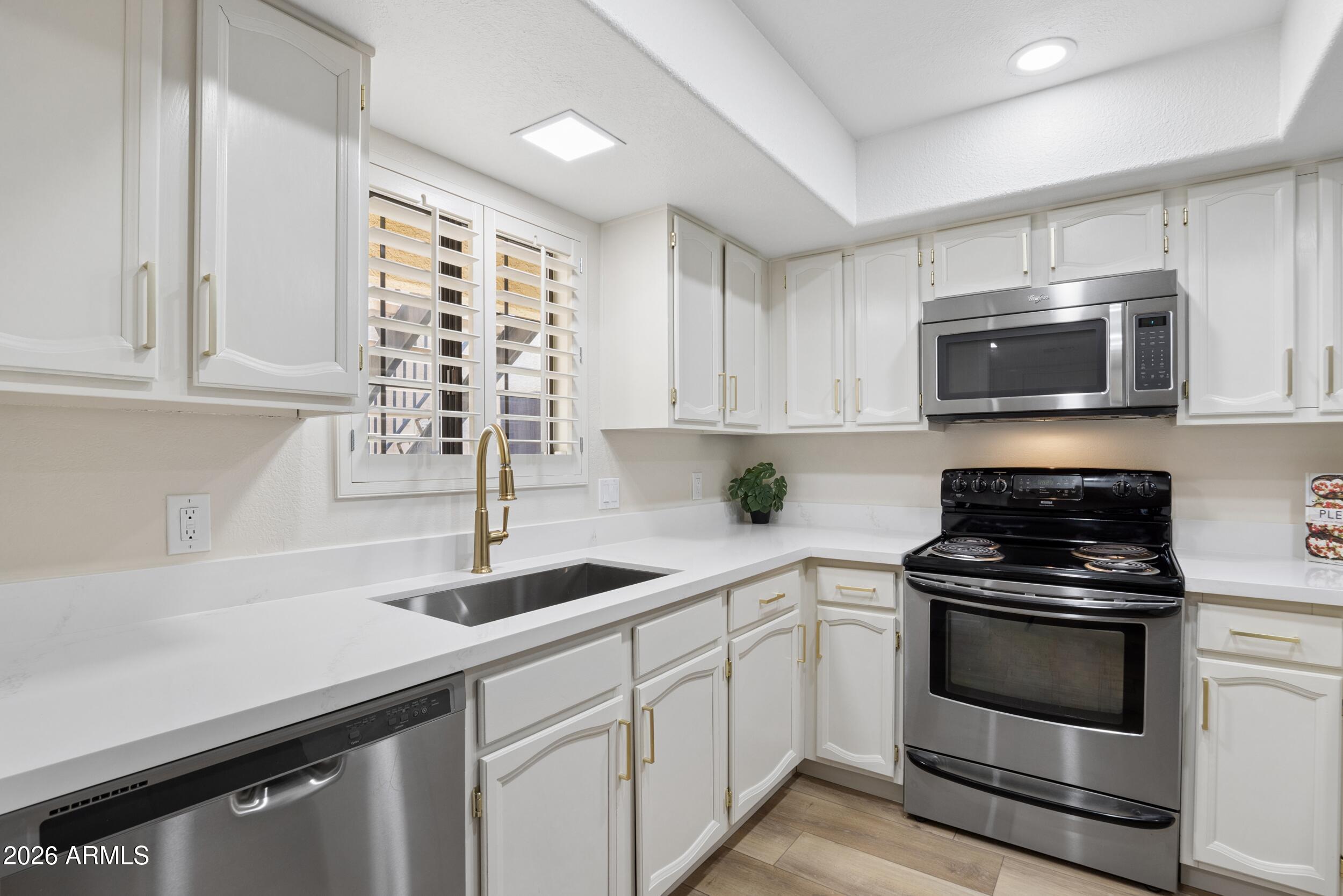 EL CARO VILLAS CONDOMINIUM AMD - Residential