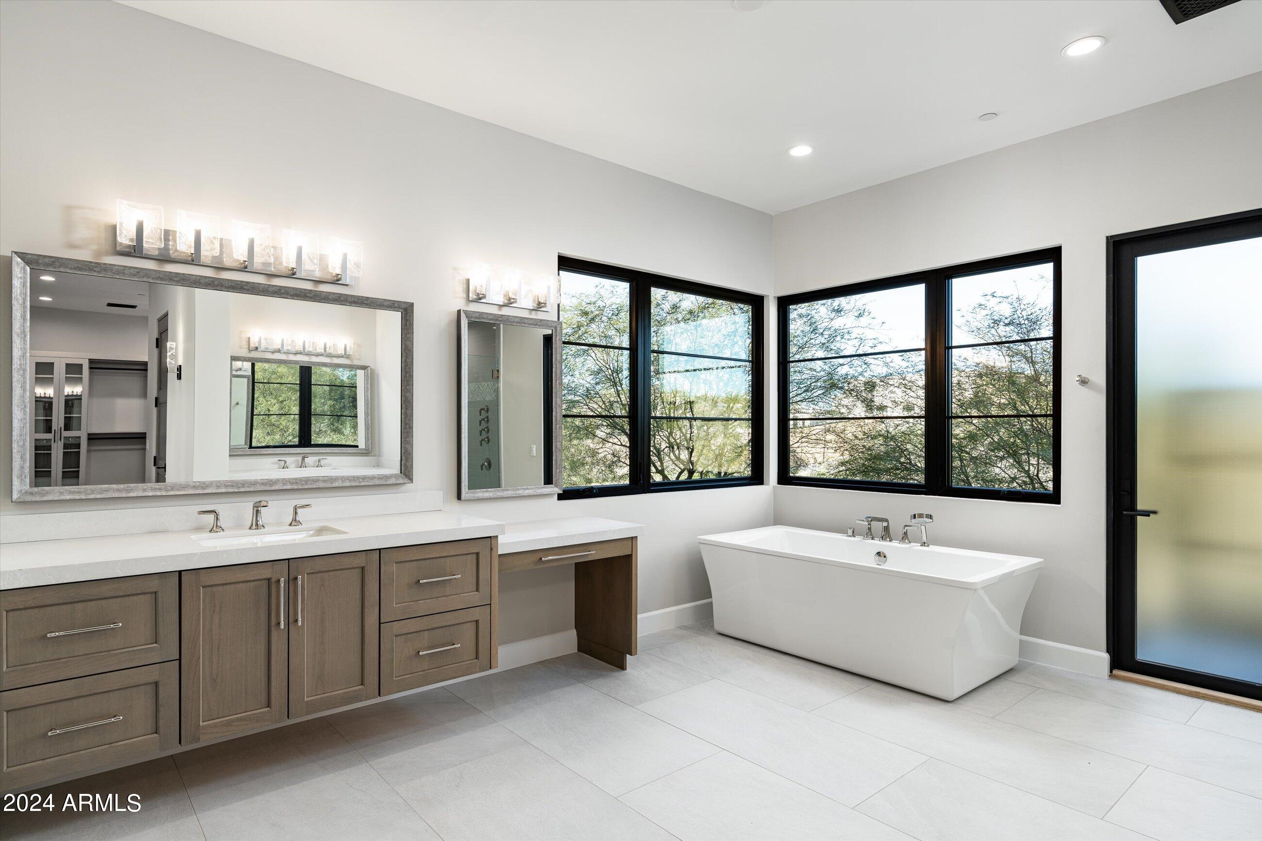 TROON CANYON ESTATES - Residential