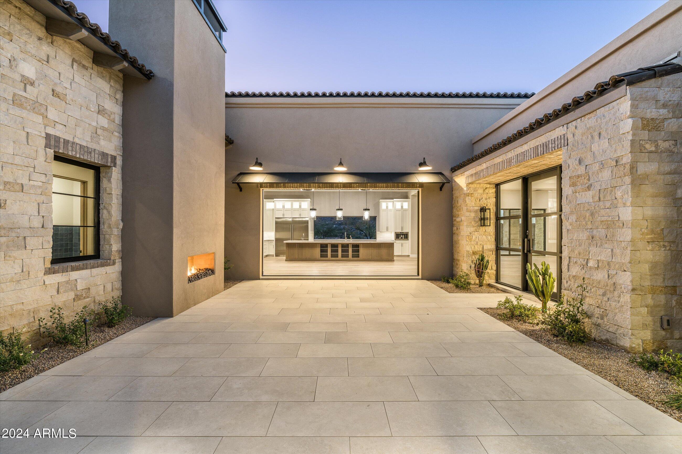 TROON CANYON ESTATES - Residential