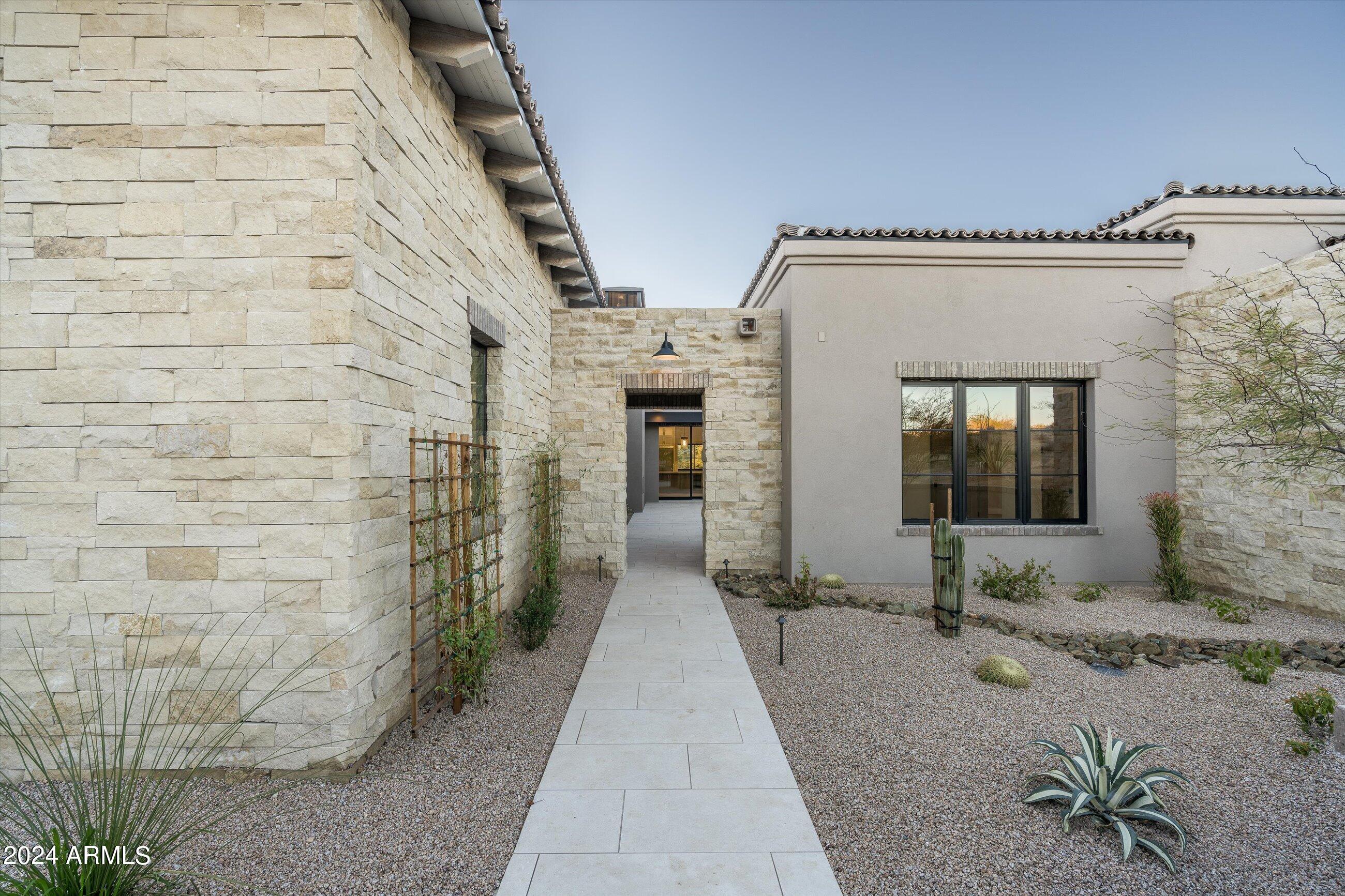 TROON CANYON ESTATES - Residential