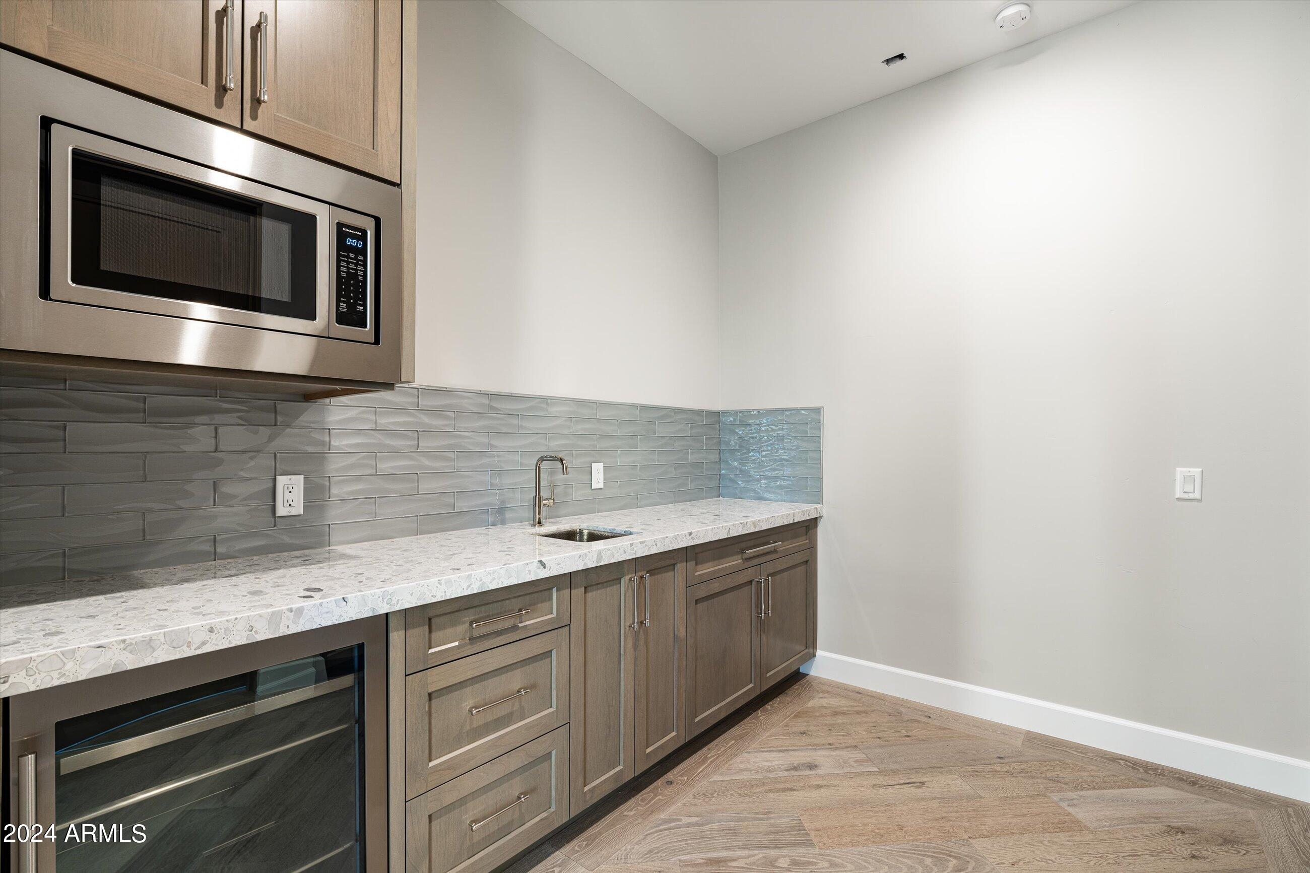 TROON CANYON ESTATES - Residential