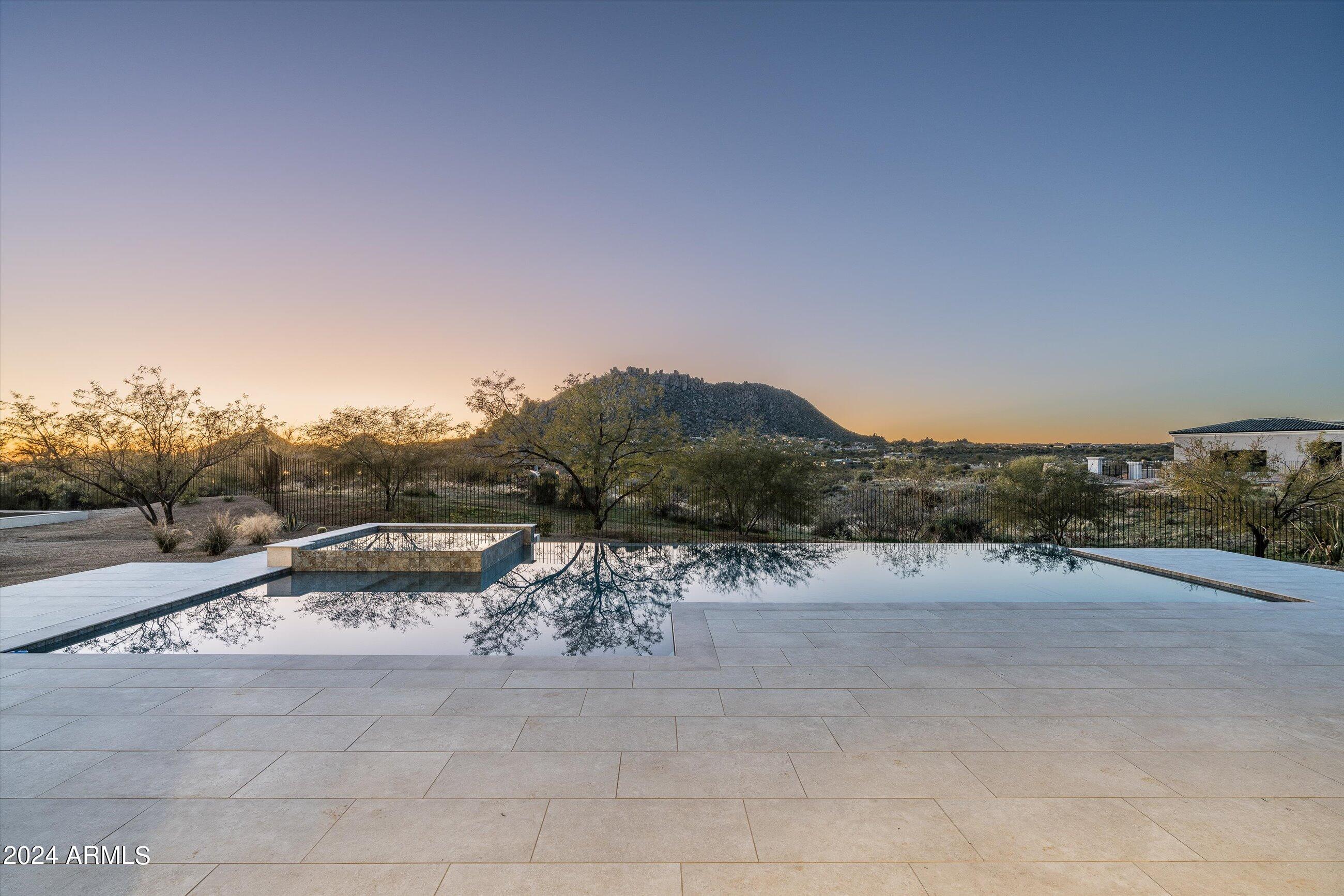 TROON CANYON ESTATES - Residential