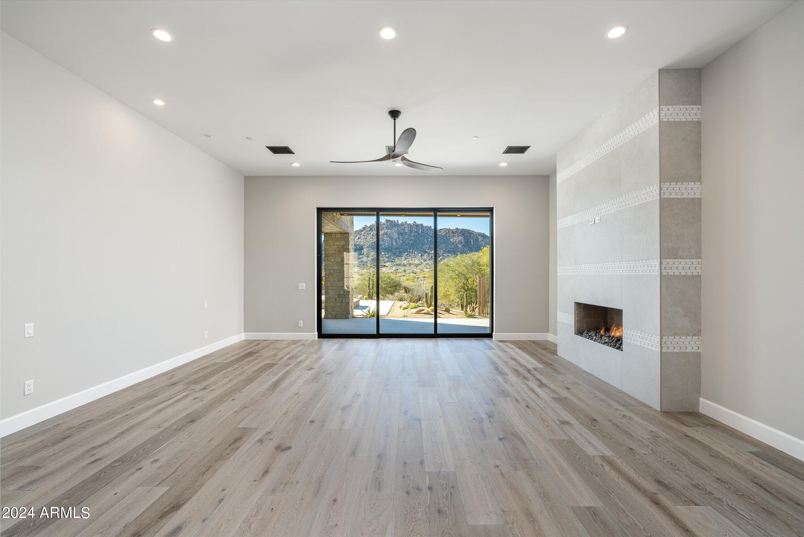 TROON CANYON ESTATES - Residential