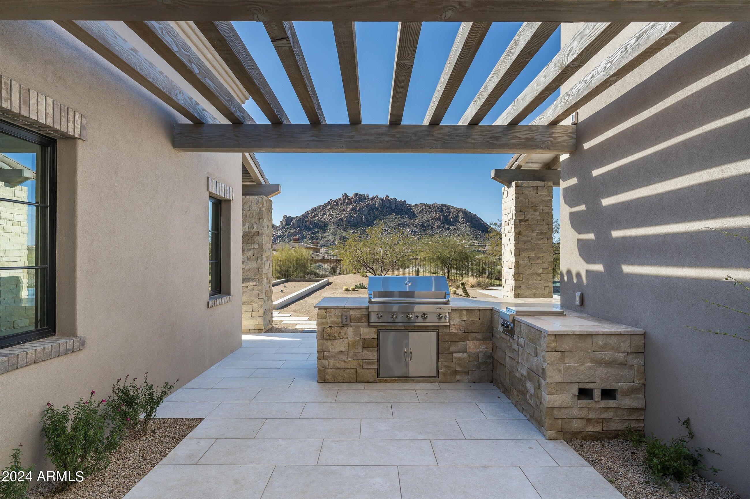 TROON CANYON ESTATES - Residential