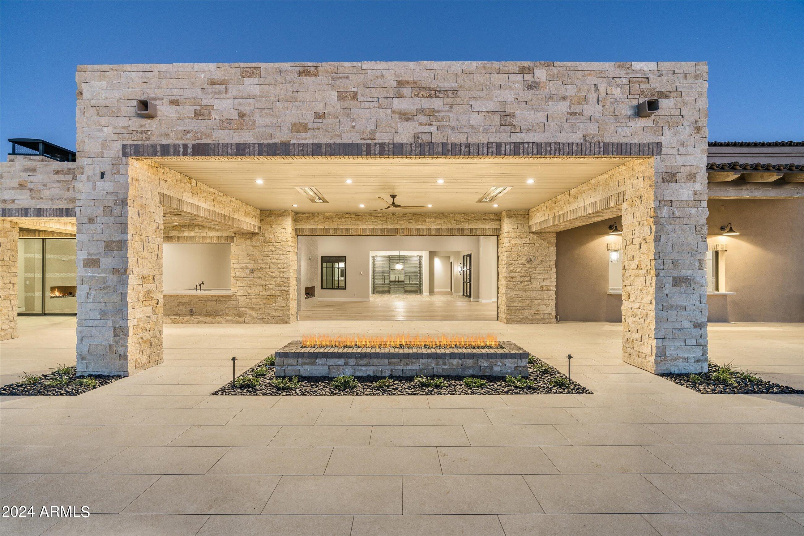 TROON CANYON ESTATES - Residential