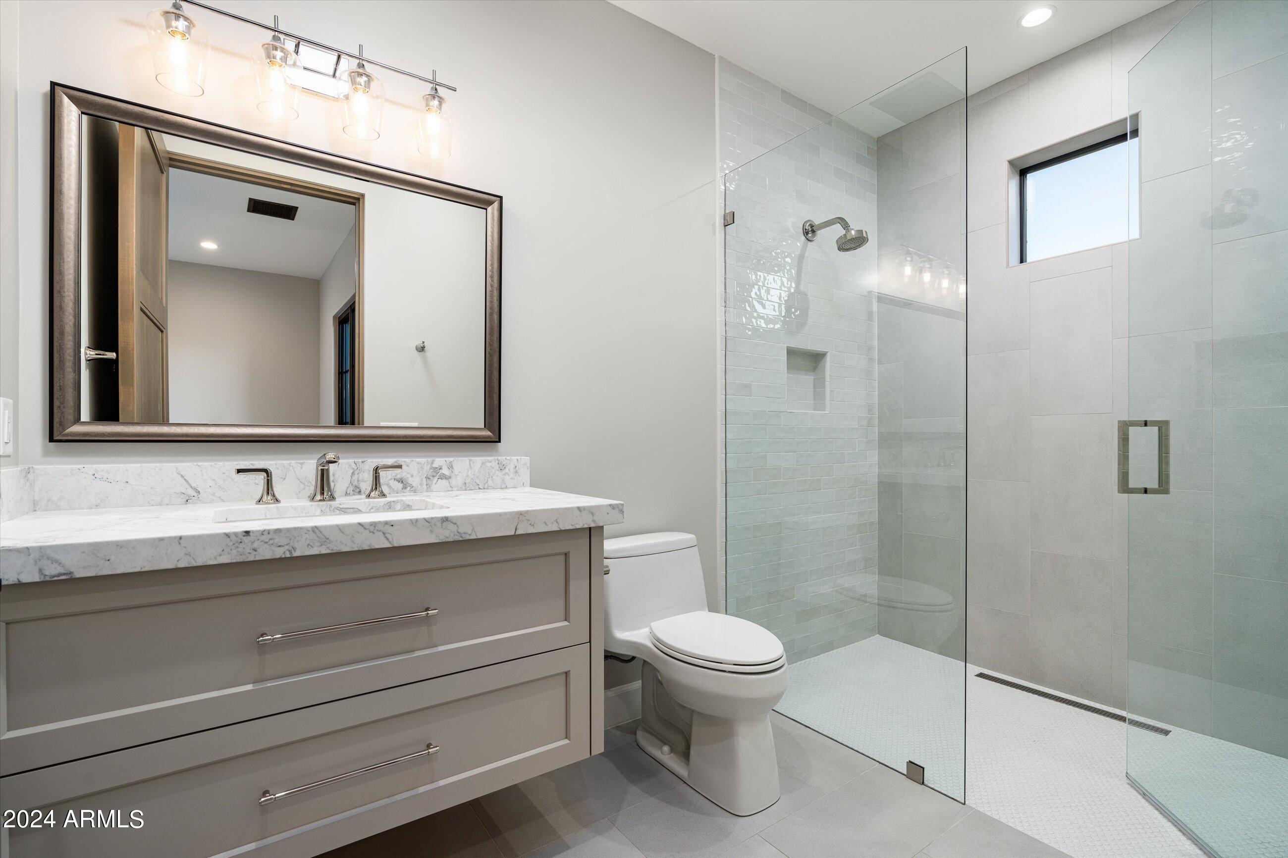 TROON CANYON ESTATES - Residential