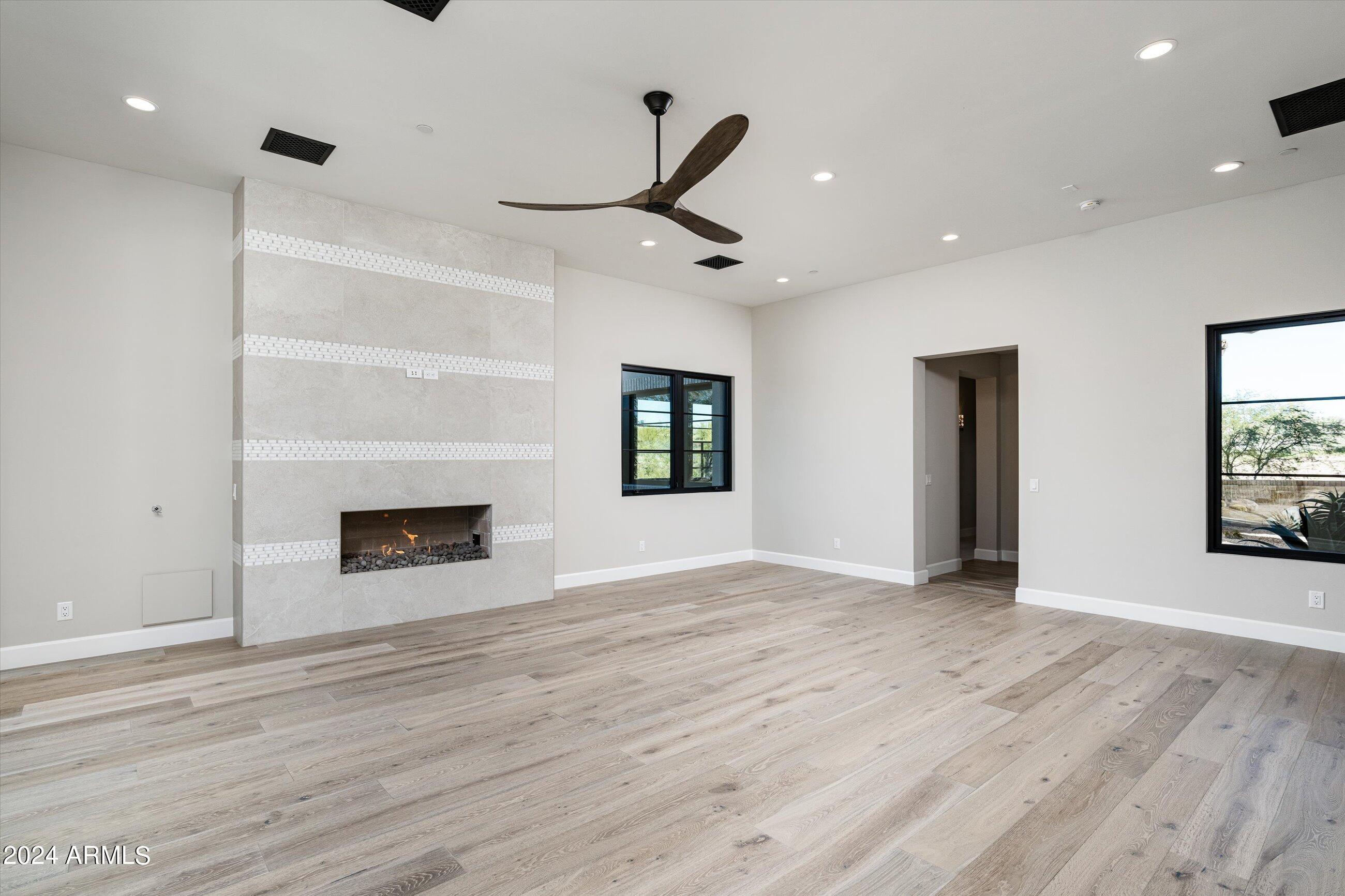 TROON CANYON ESTATES - Residential
