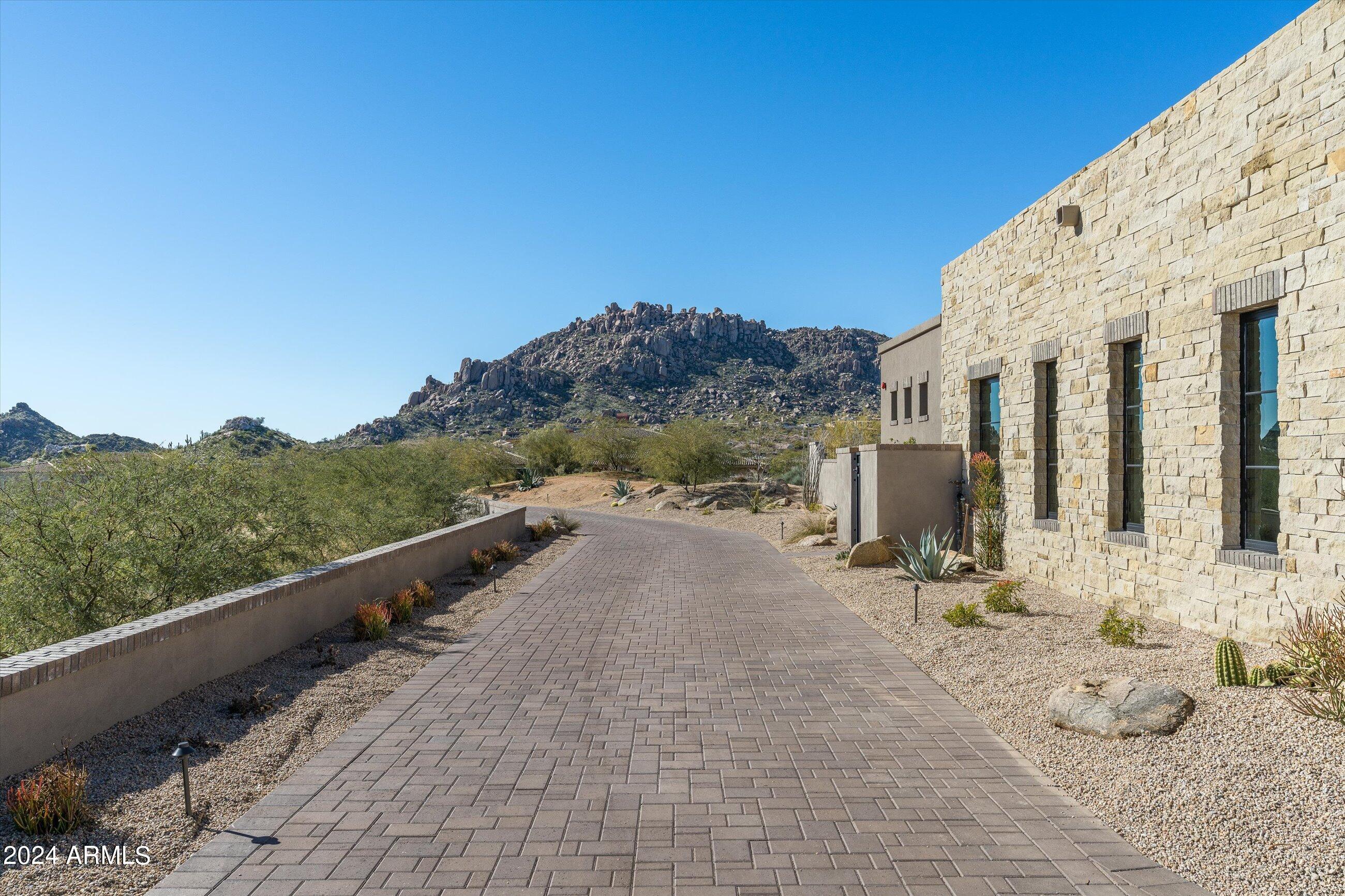 TROON CANYON ESTATES - Residential