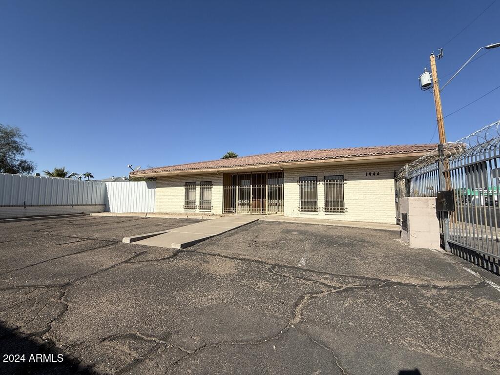 This Commercial space can be used for an office, Medical, Salon, Warehouse, and so much more. Walk in reception area, 6 conference rooms or rooms with doors, another large reception area or multipurpose area, break room and 2 bathrooms. Private parking with 6 covered spaces and 3 uncovered. Right off 16th street and close to the i-10 and 51.