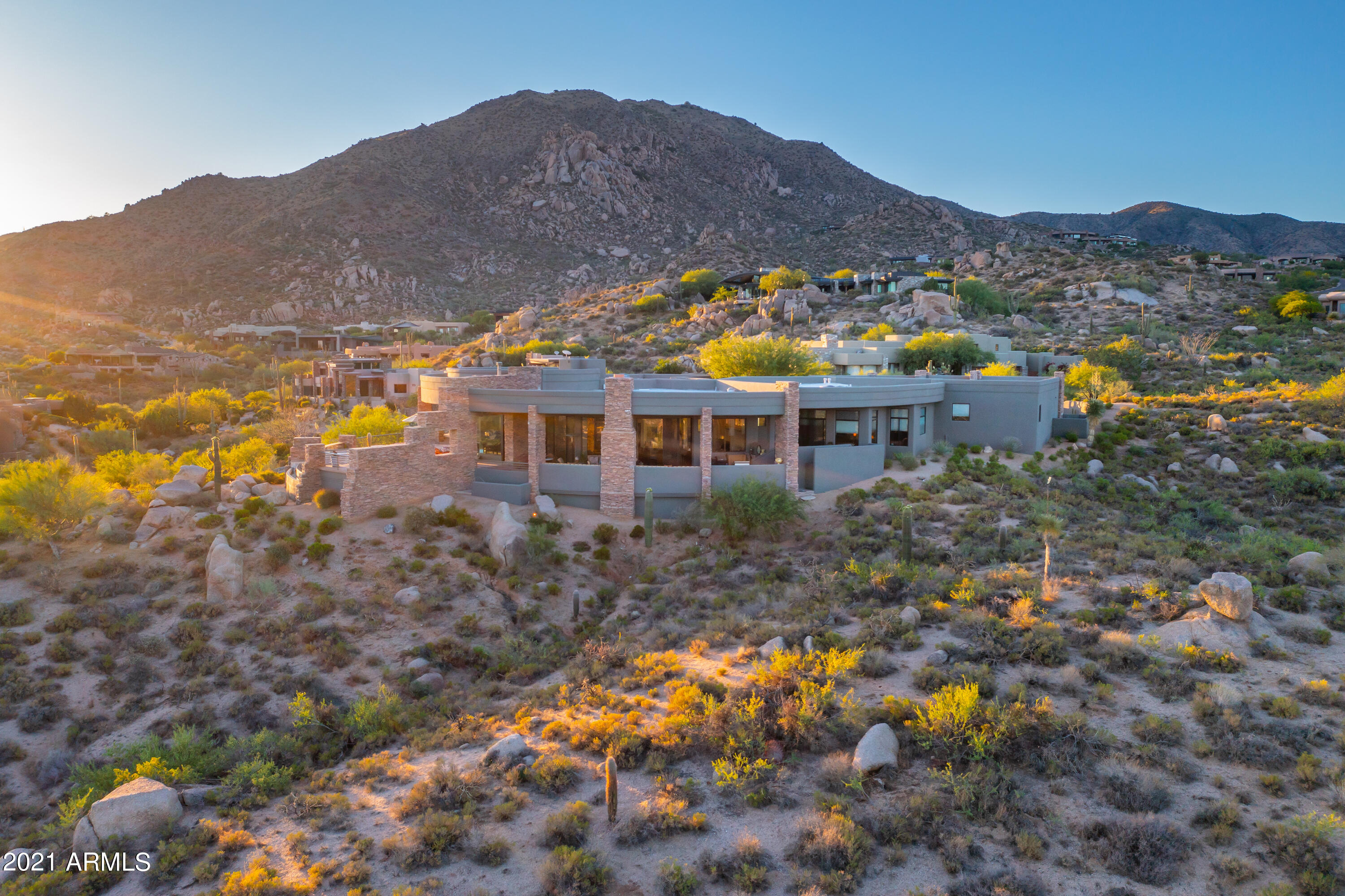 DESERT MOUNTAIN - Residential