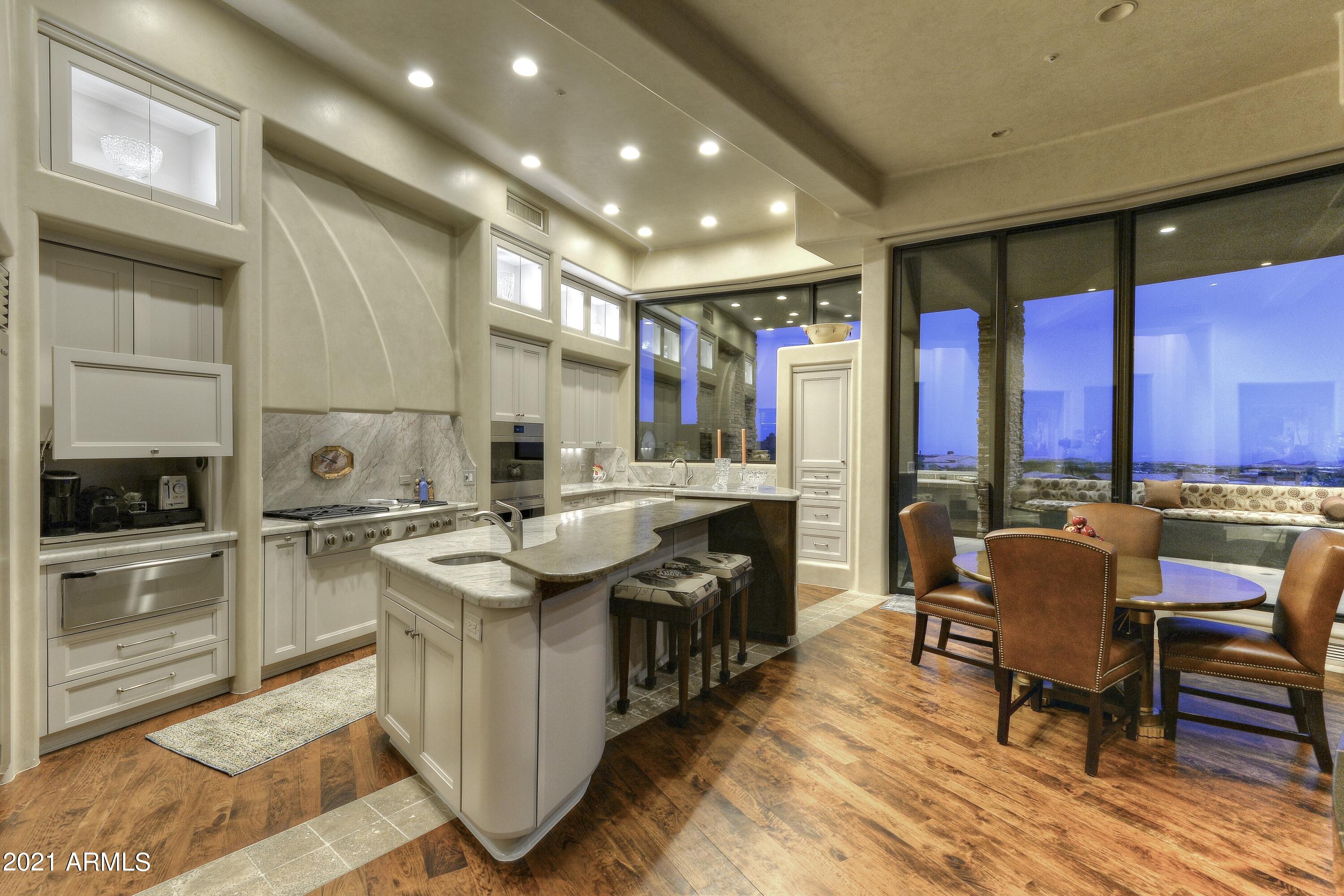 DESERT MOUNTAIN - Residential