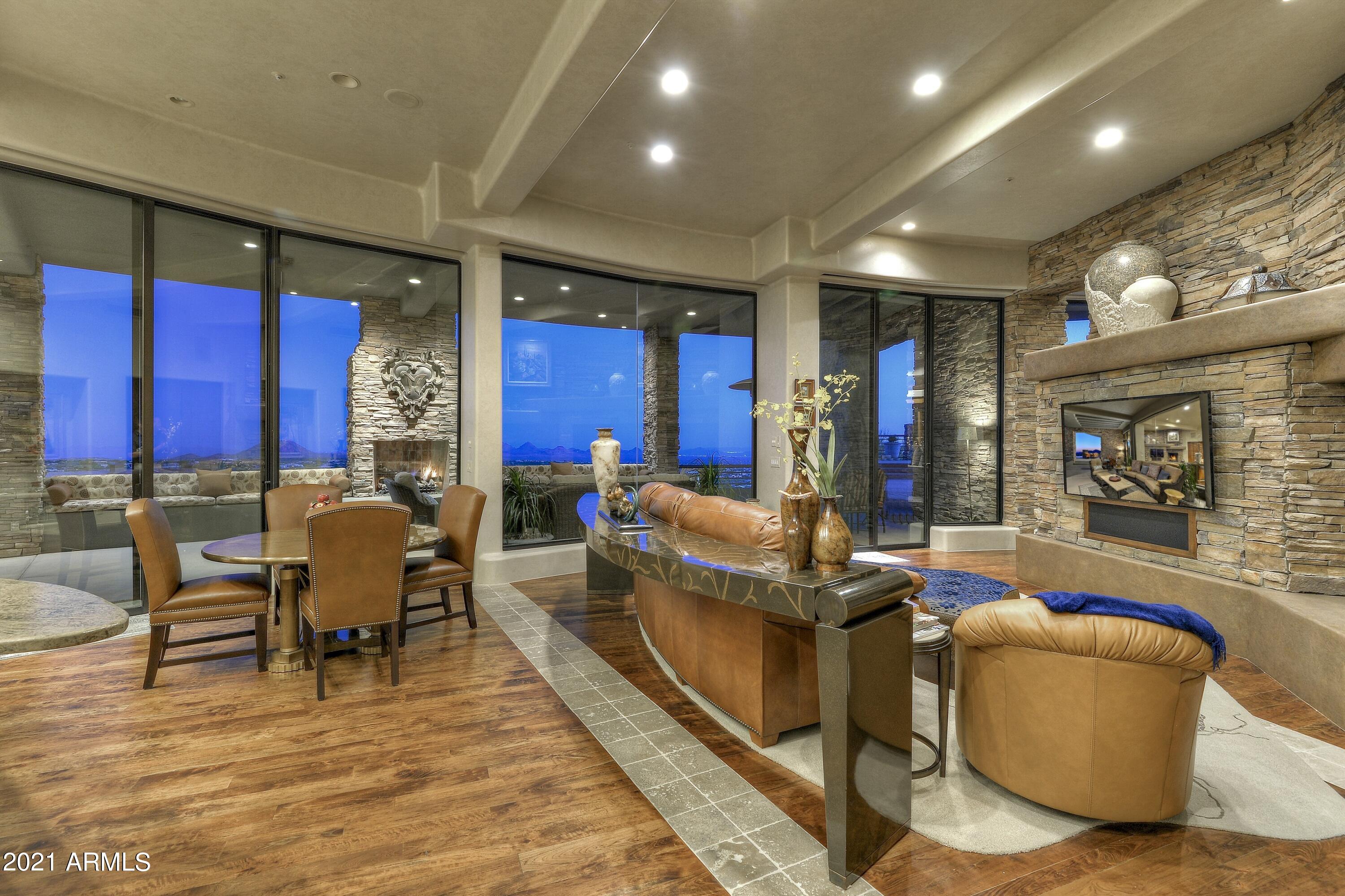 DESERT MOUNTAIN - Residential