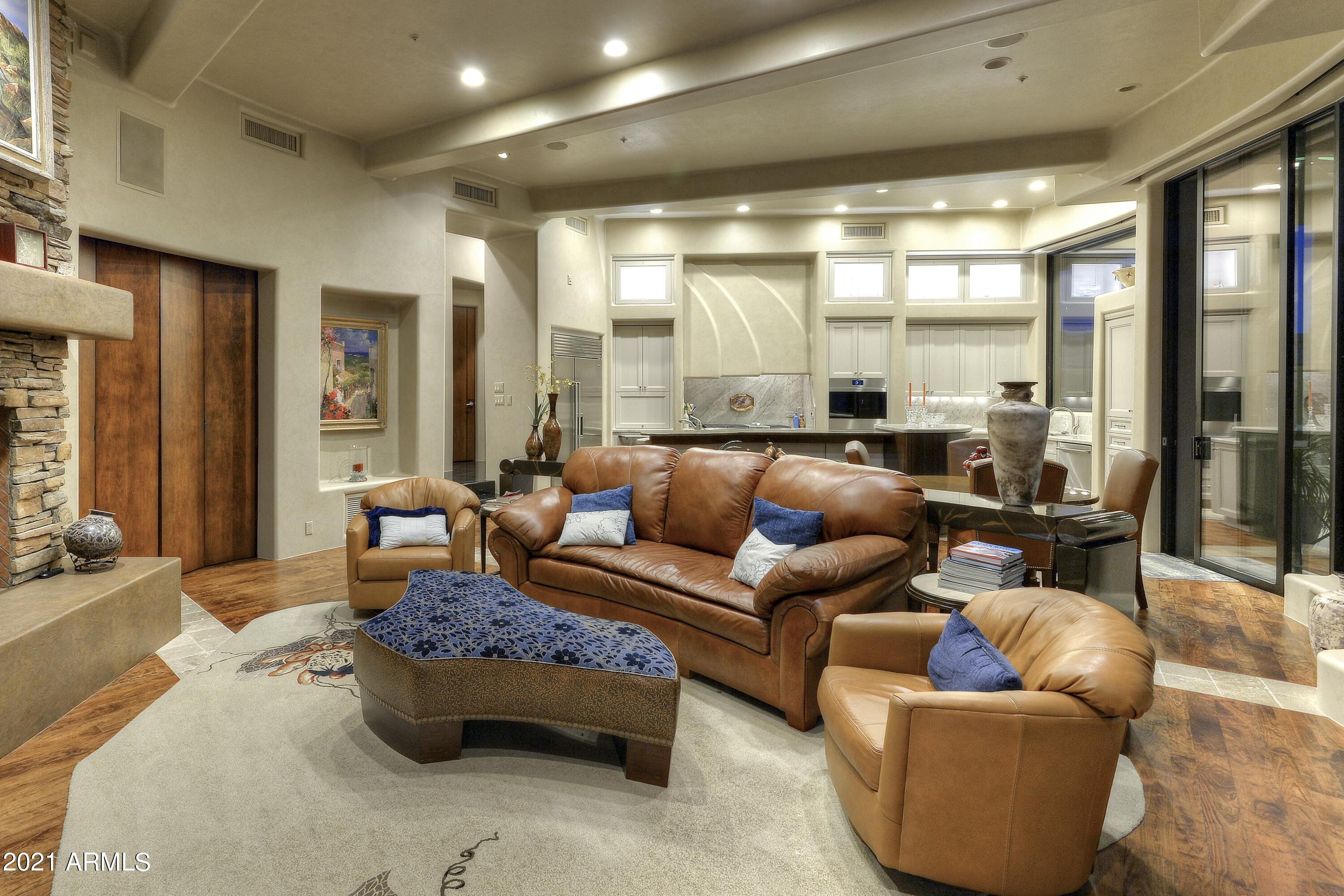 DESERT MOUNTAIN - Residential