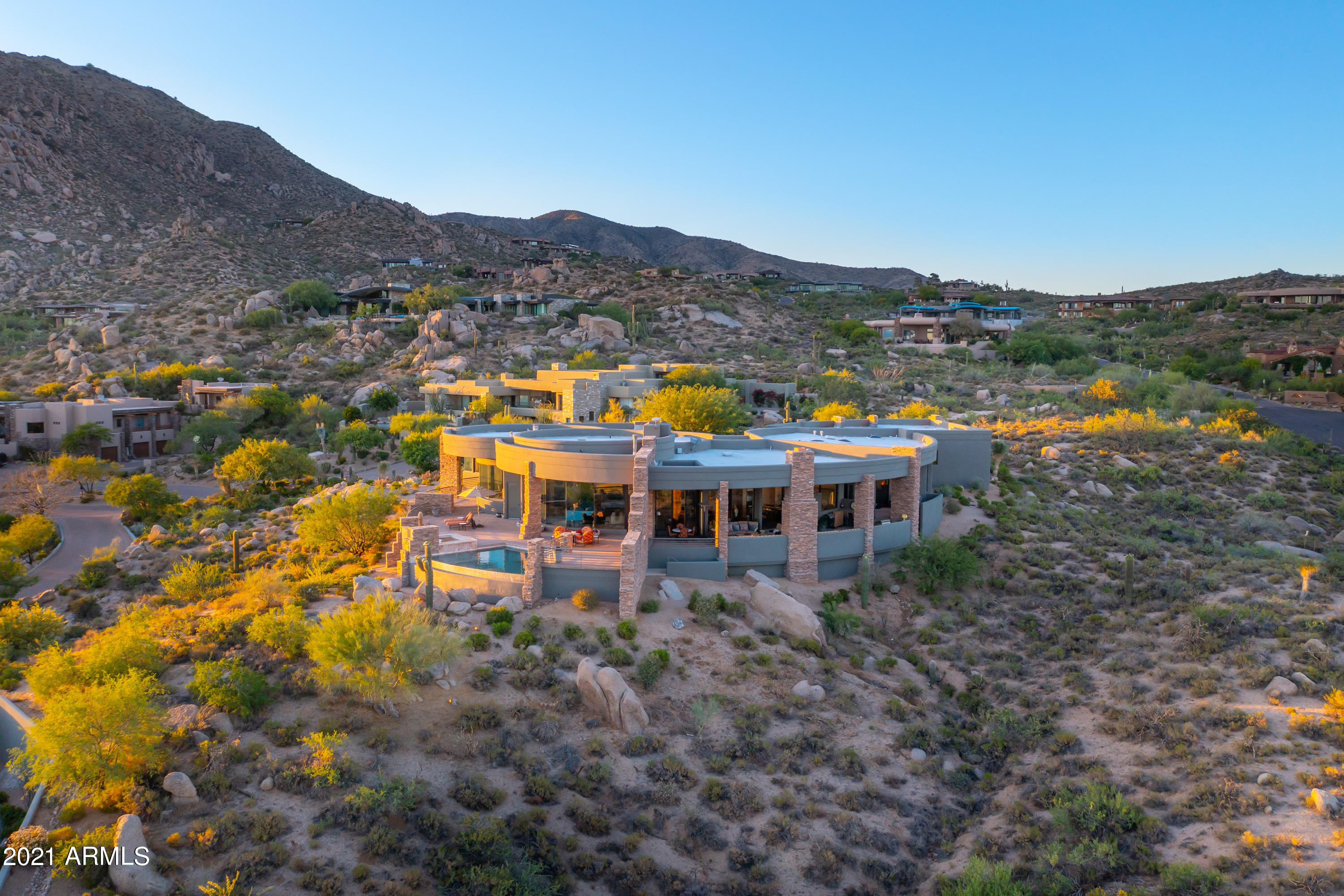 DESERT MOUNTAIN - Residential