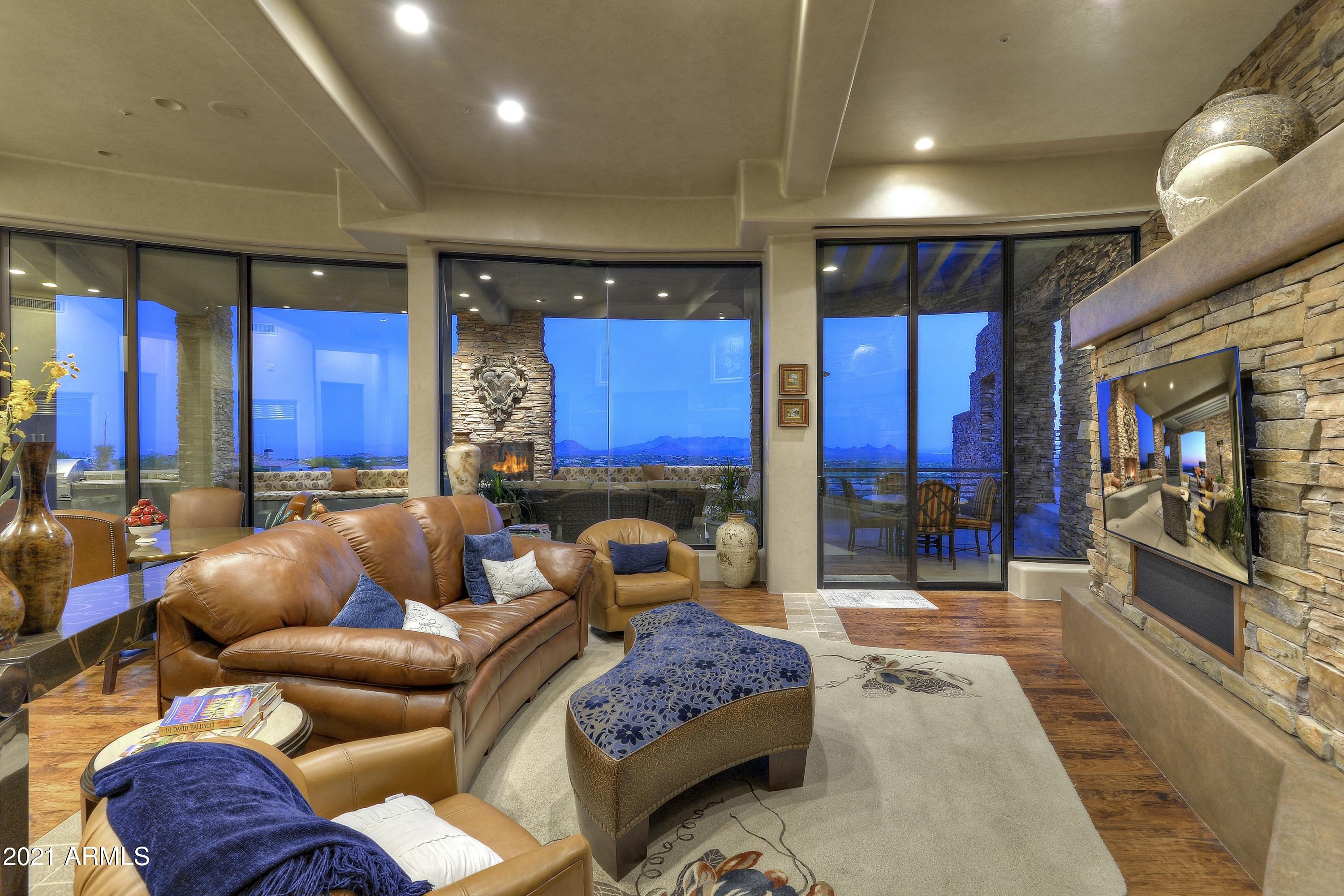 DESERT MOUNTAIN - Residential