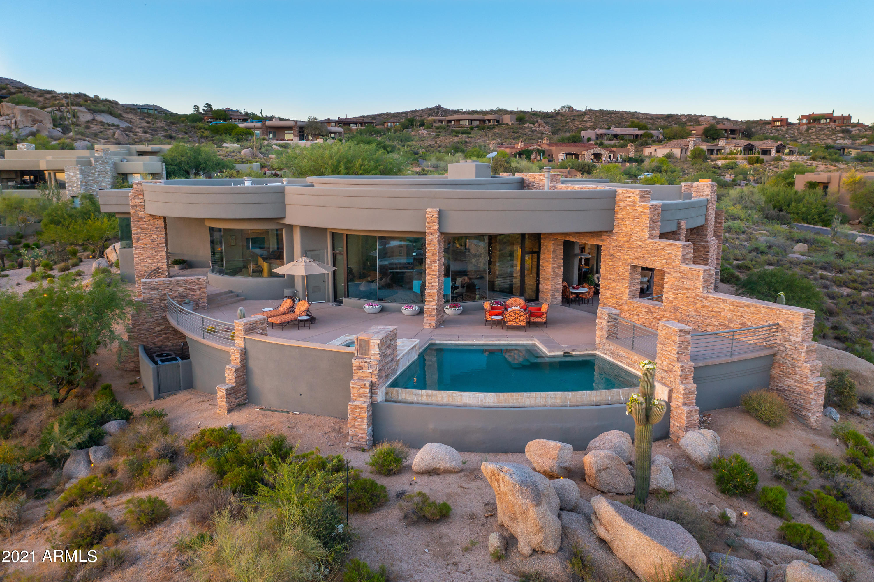 DESERT MOUNTAIN - Residential