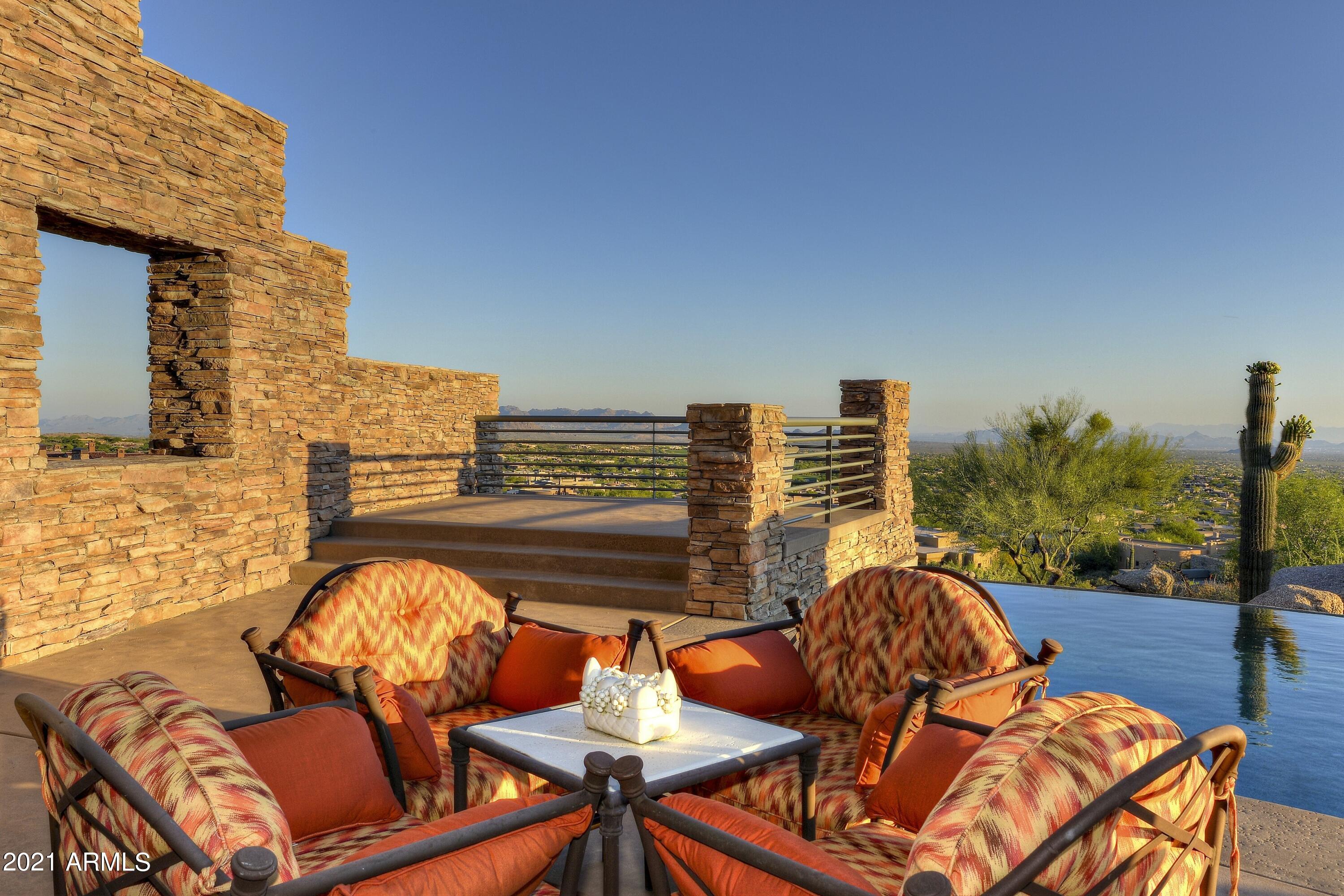DESERT MOUNTAIN - Residential